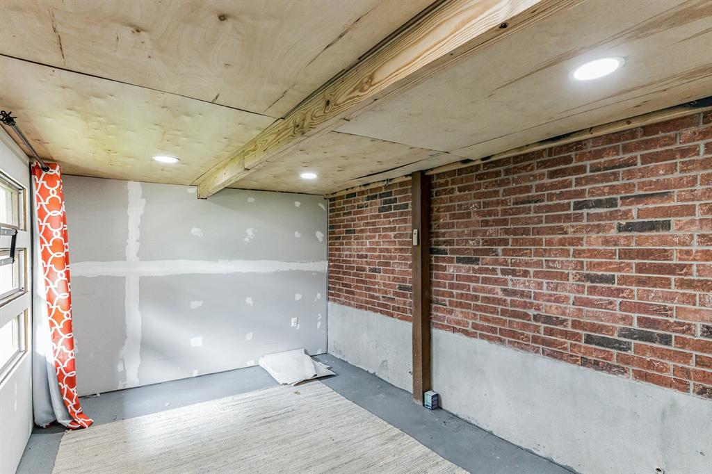 4121 Canyon Glen CIR