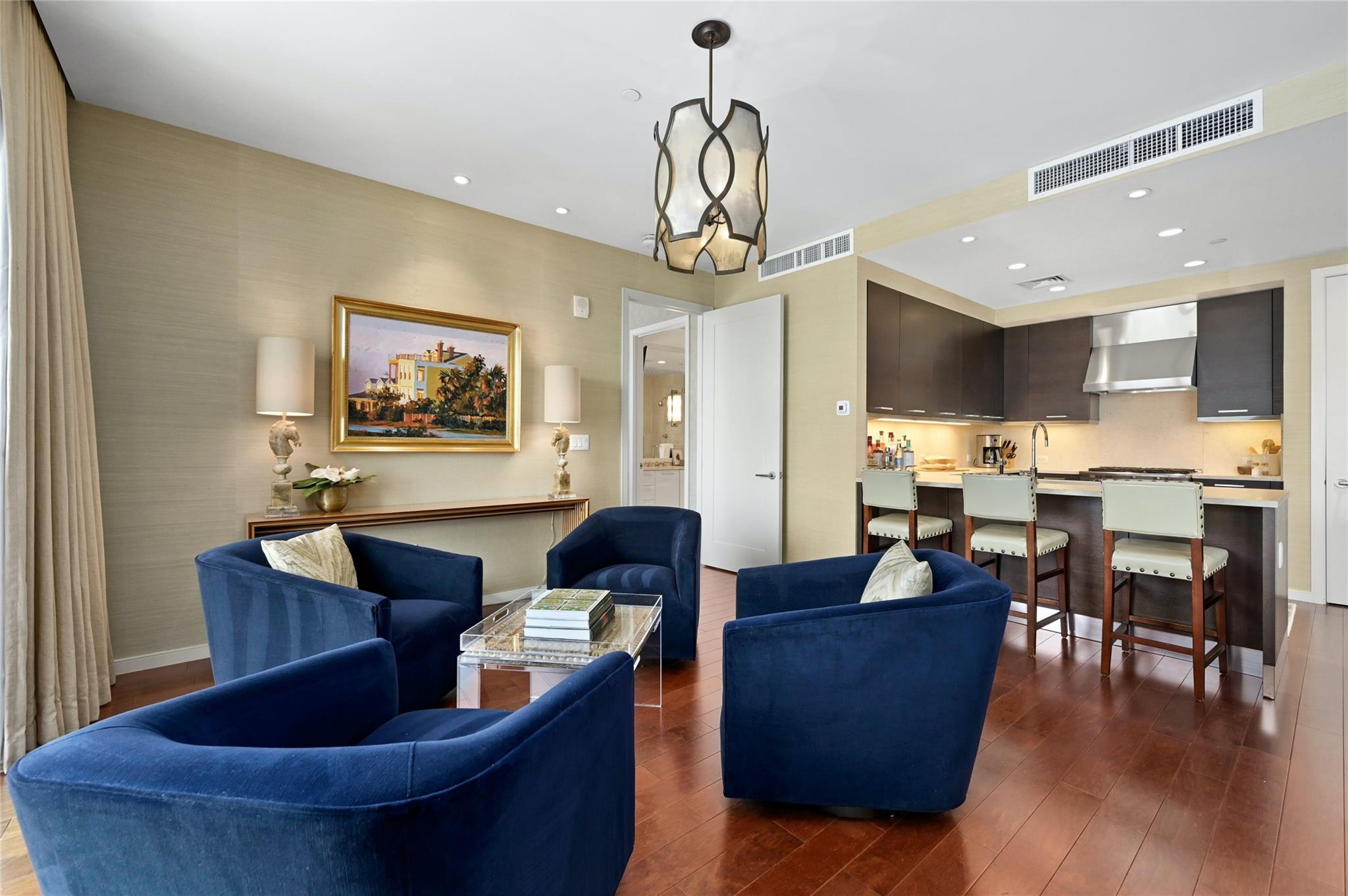 200 Congress Ave # 15A