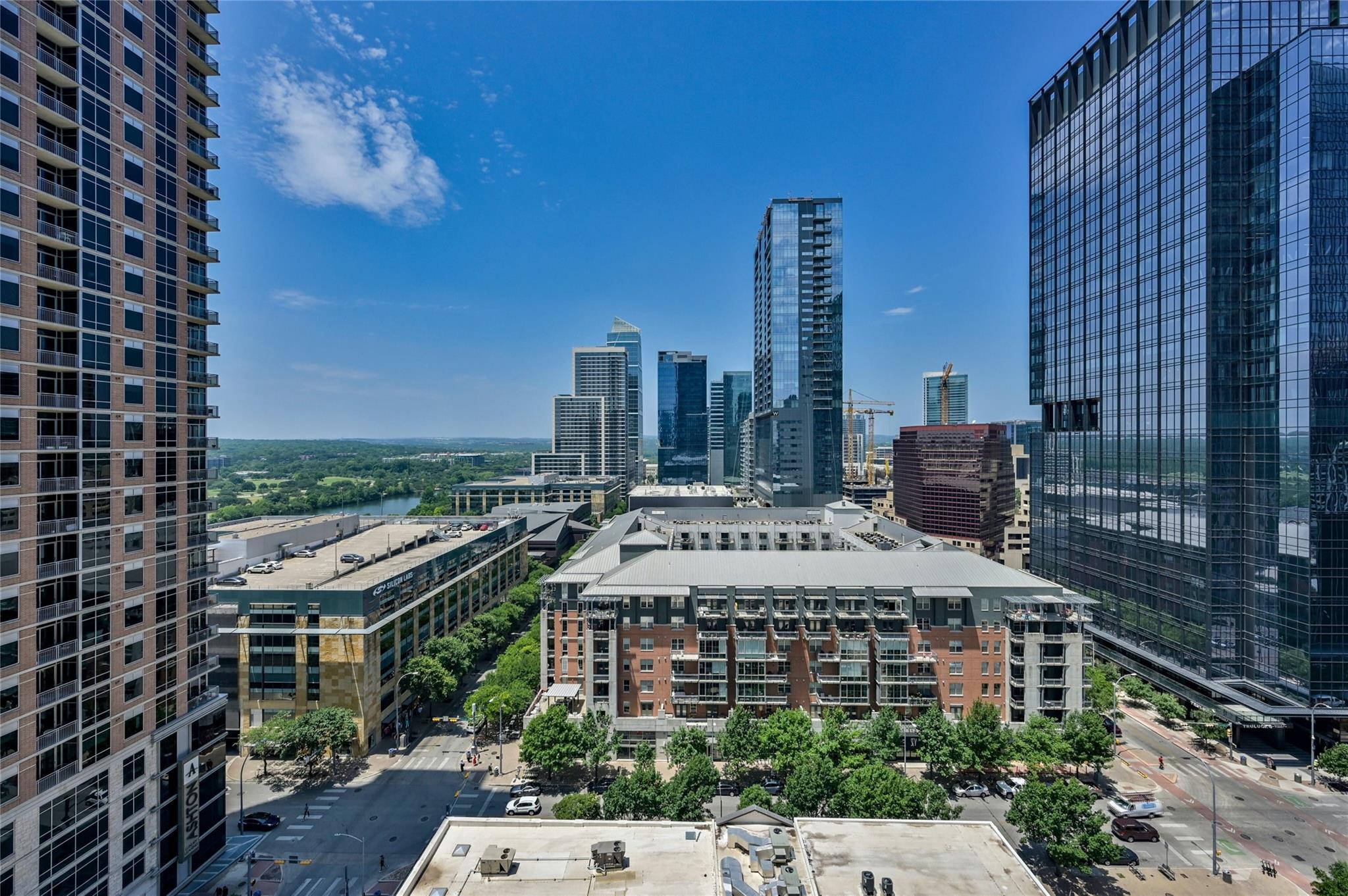 200 Congress Ave # 15A