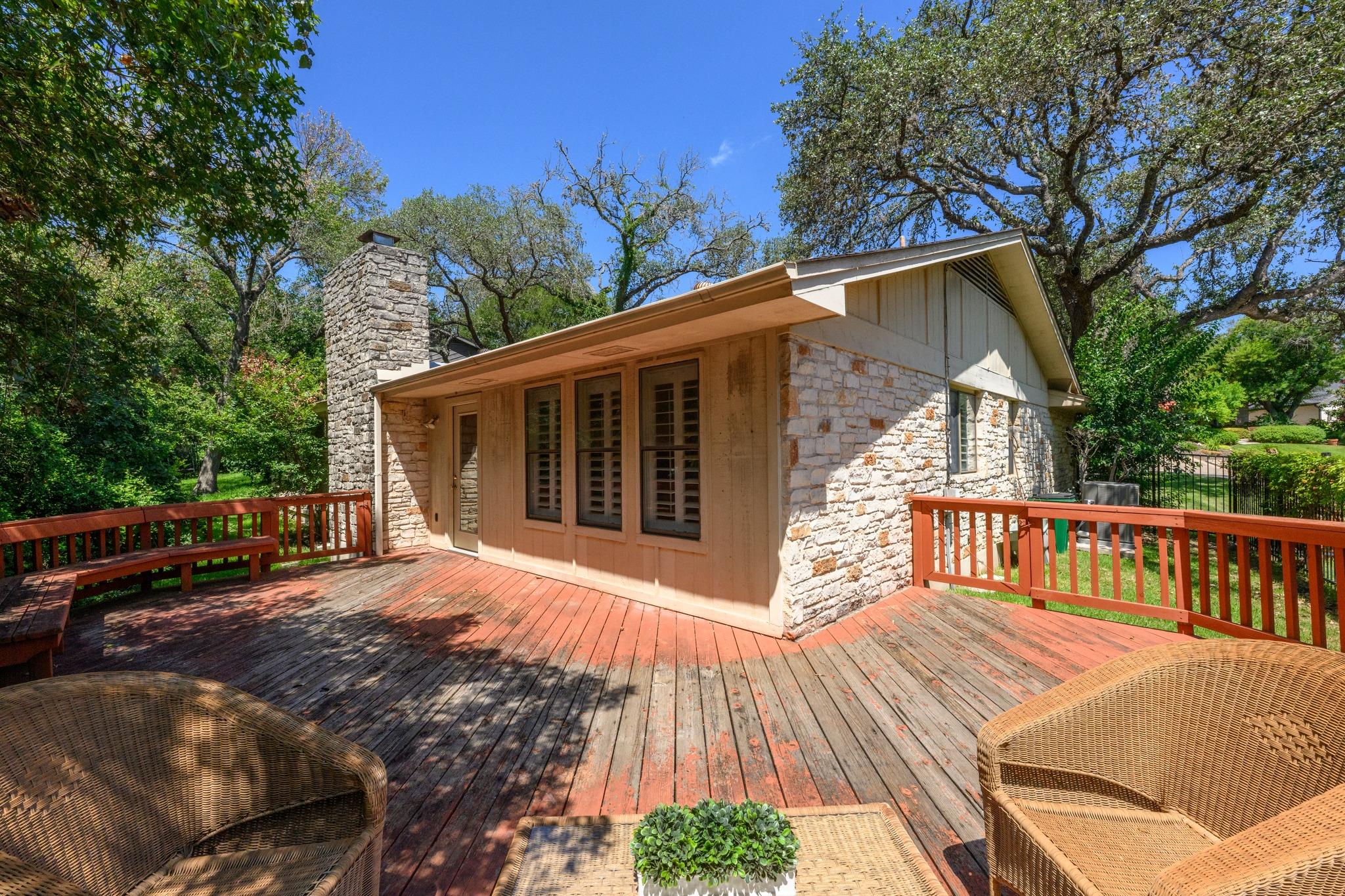 1907 Stoneridge RD