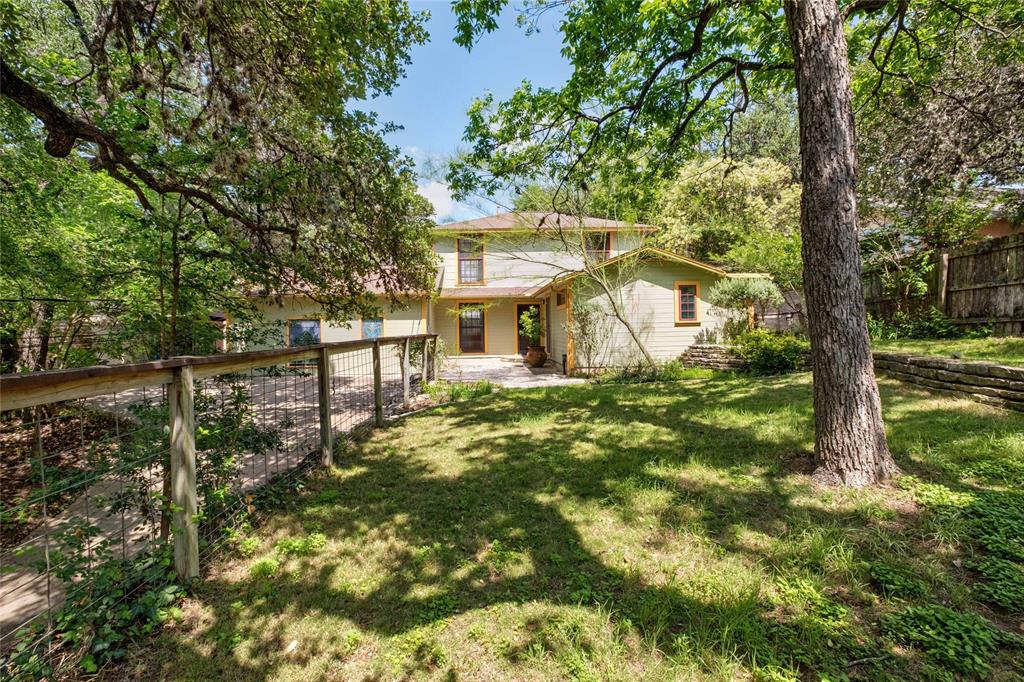1305 Bonham TER