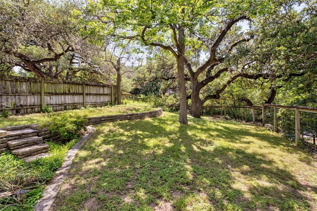 1305 Bonham TER