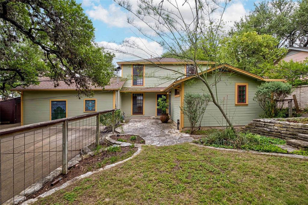 1305 Bonham TER