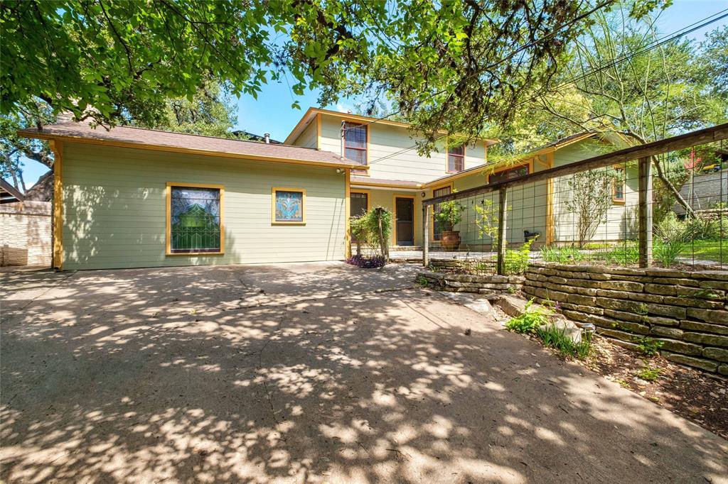 1305 Bonham TER
