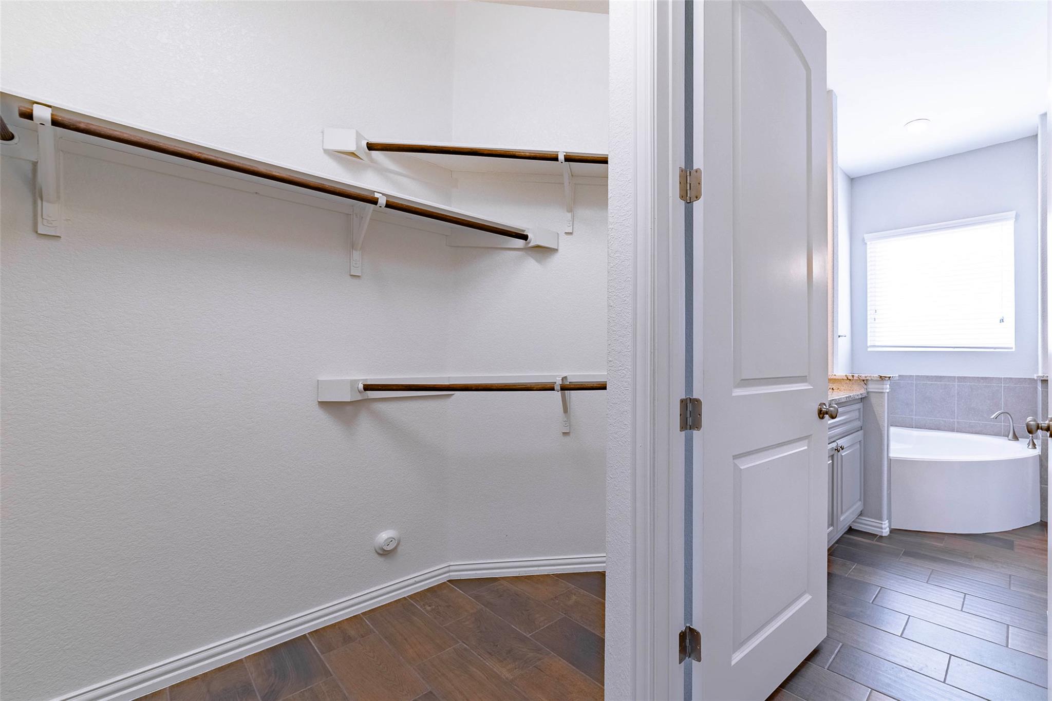 206 Cartwheel BND # 138