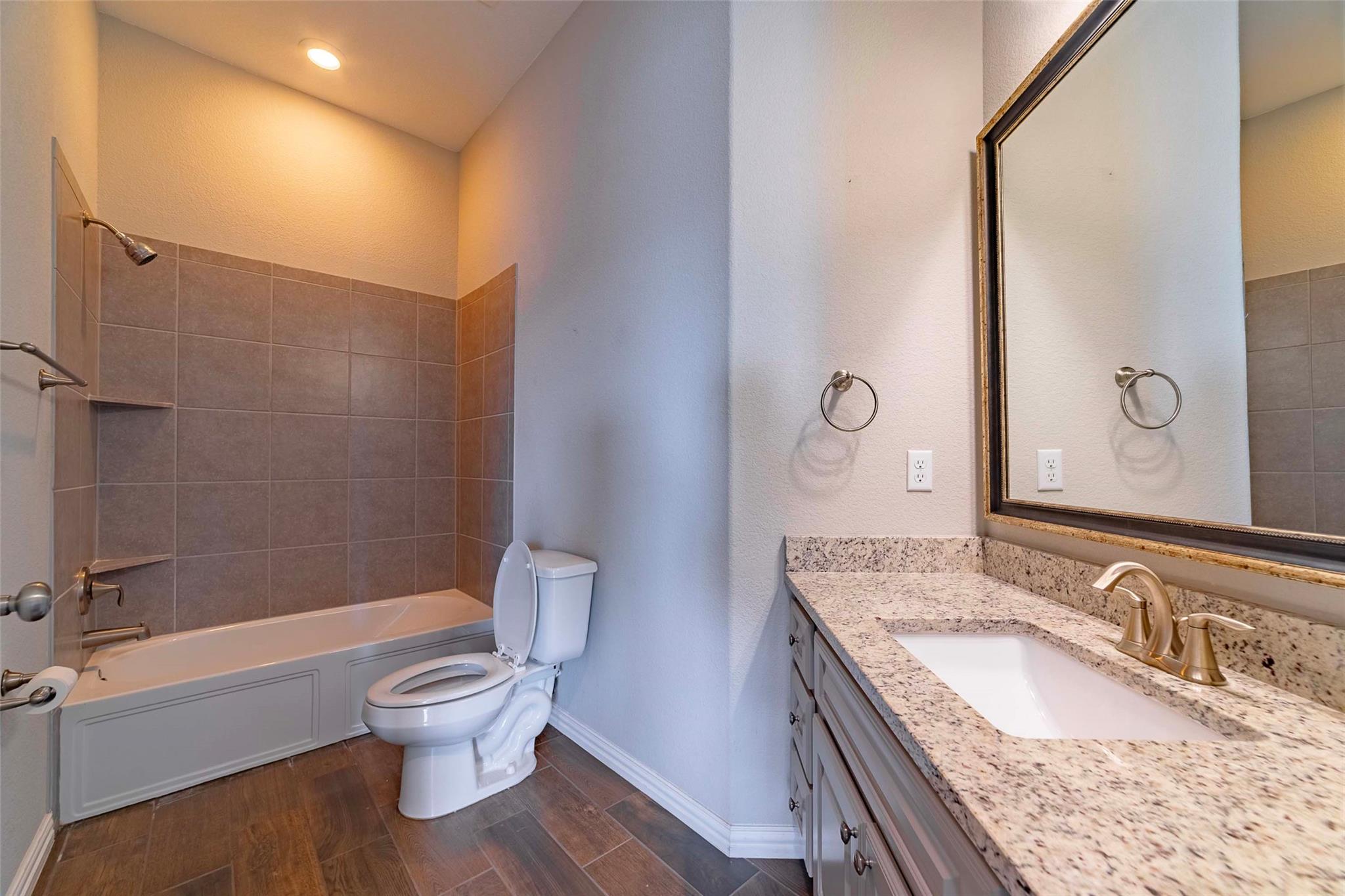 206 Cartwheel BND # 138