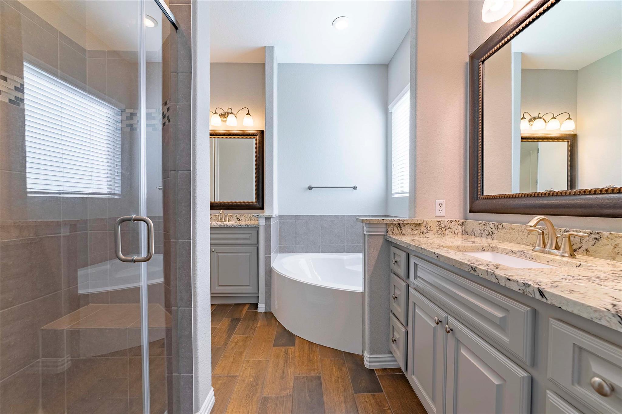 206 Cartwheel BND # 138