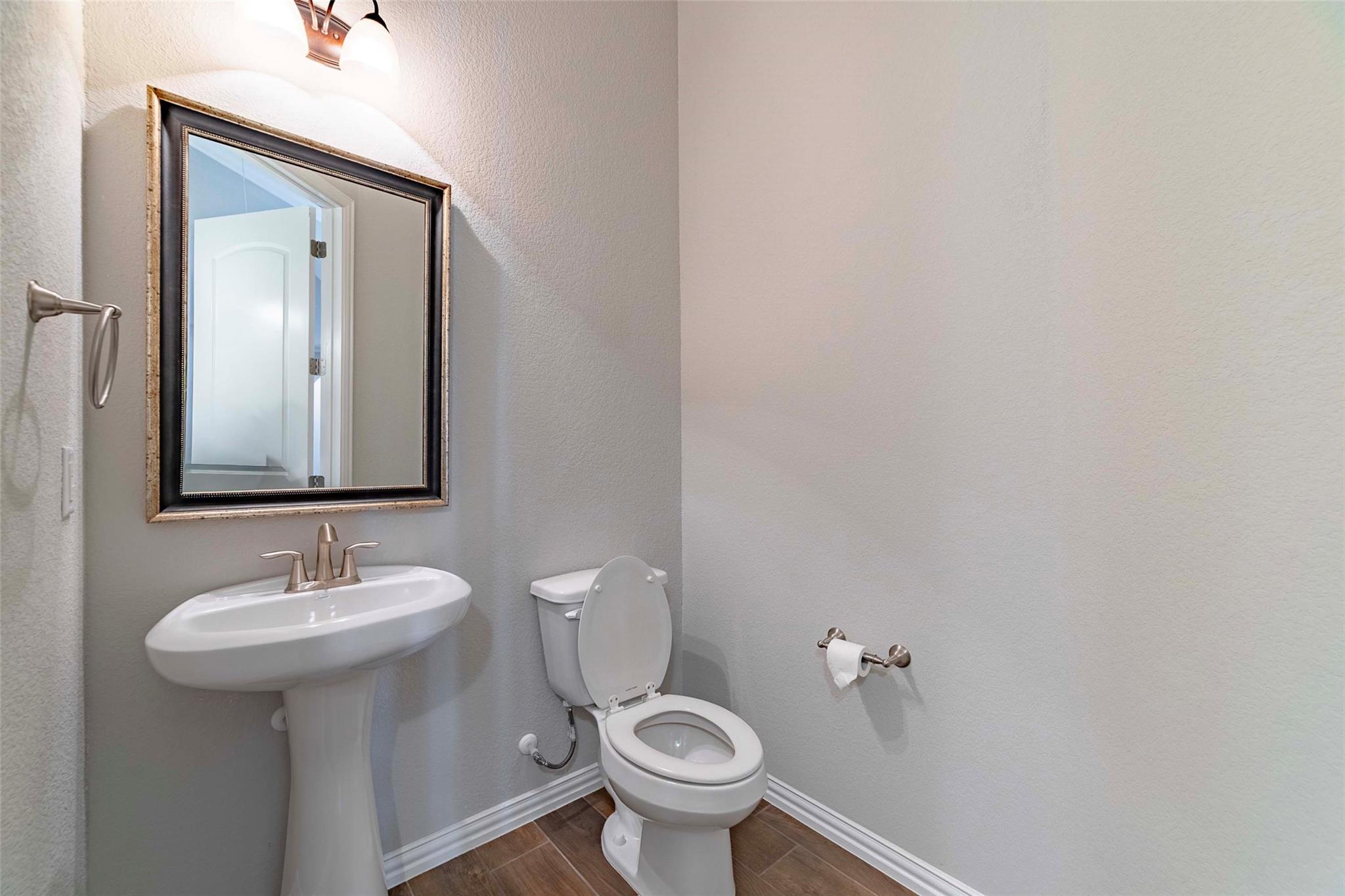 206 Cartwheel BND # 138