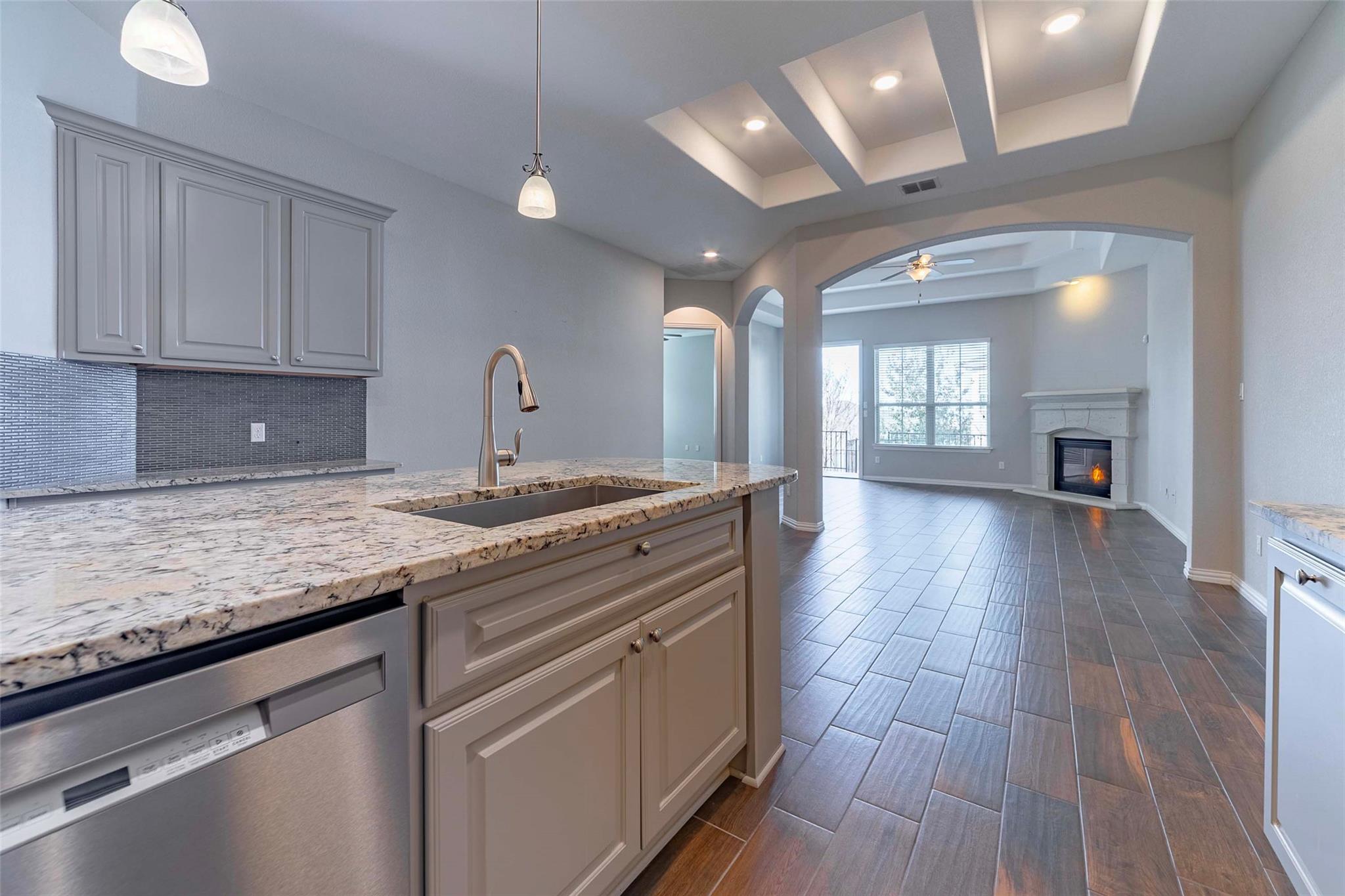 206 Cartwheel BND # 138