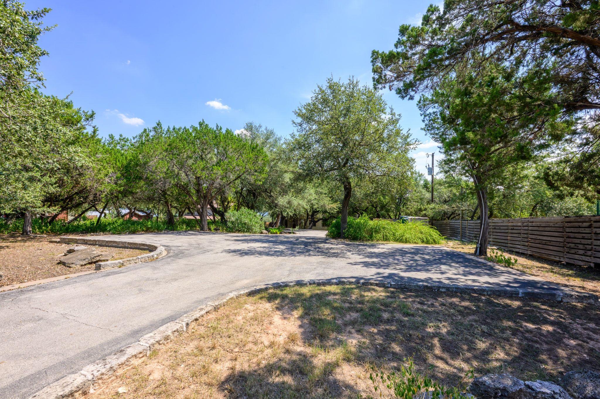 1101 OAK HURST RD # 100