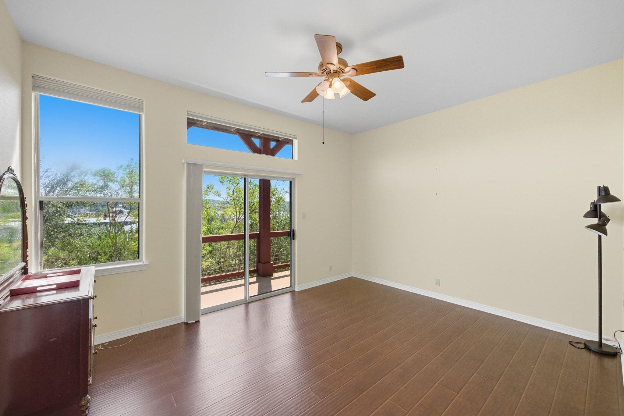 1101 OAK HURST RD # 100