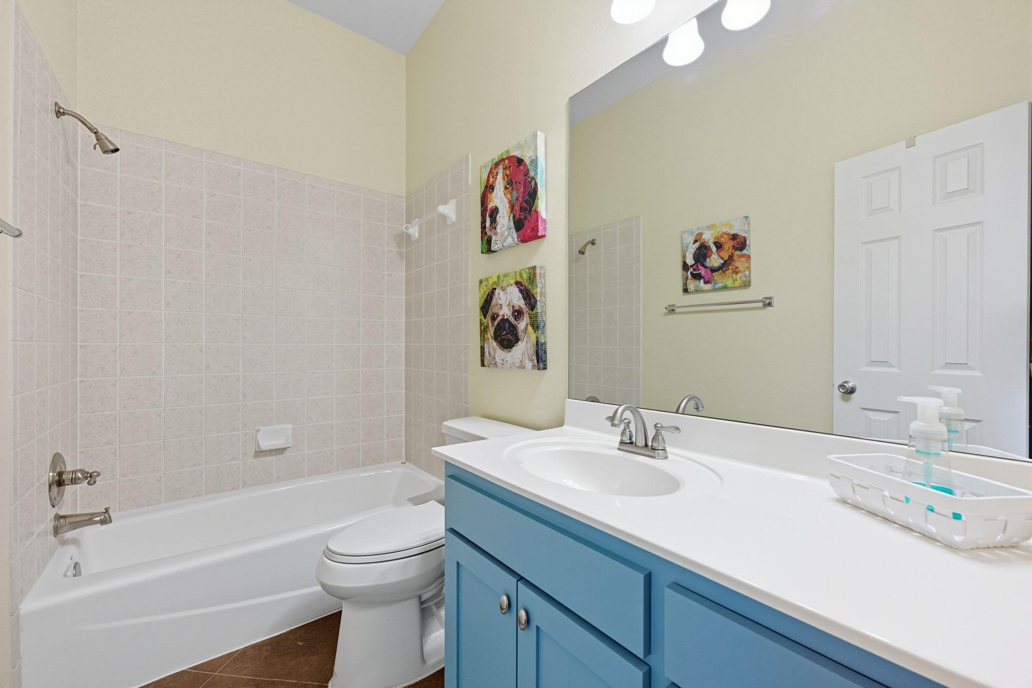 1101 OAK HURST RD # 100