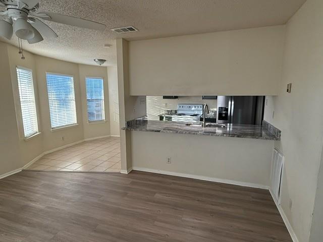 2106 Kirksey DR