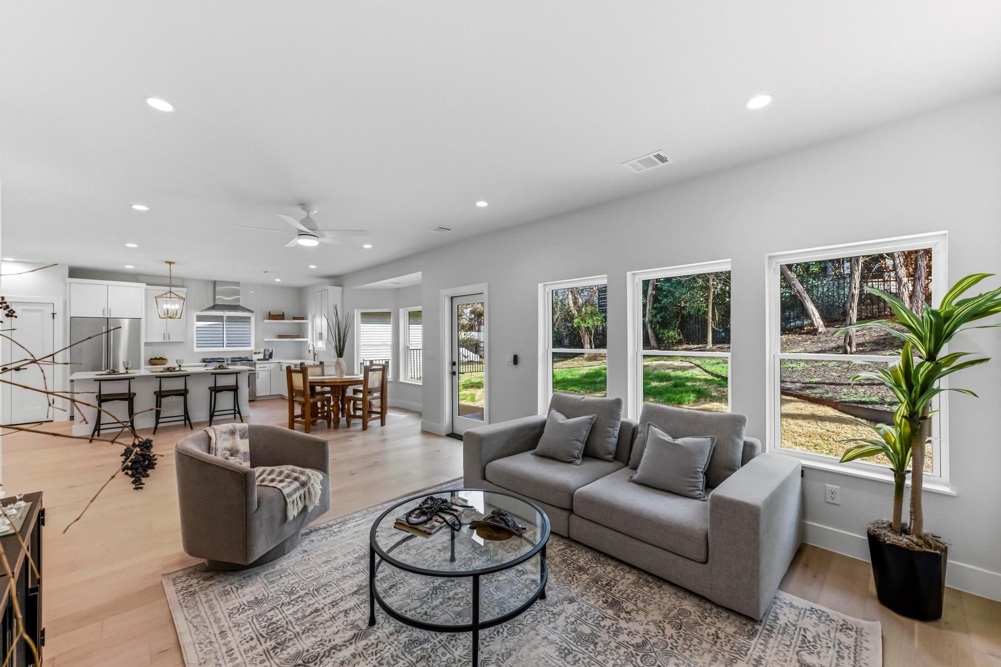 13 Autumn Oaks DR