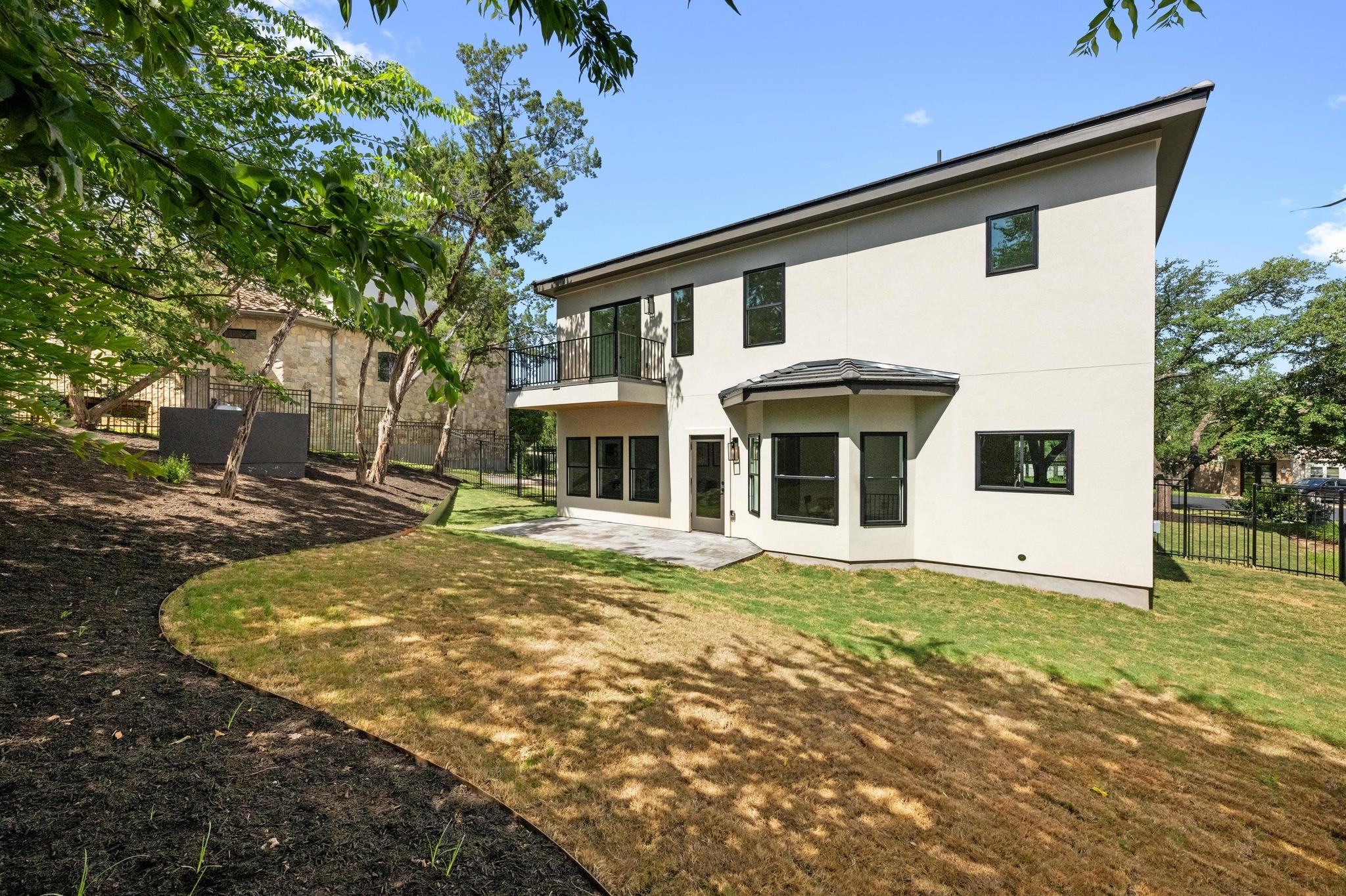 13 Autumn Oaks DR