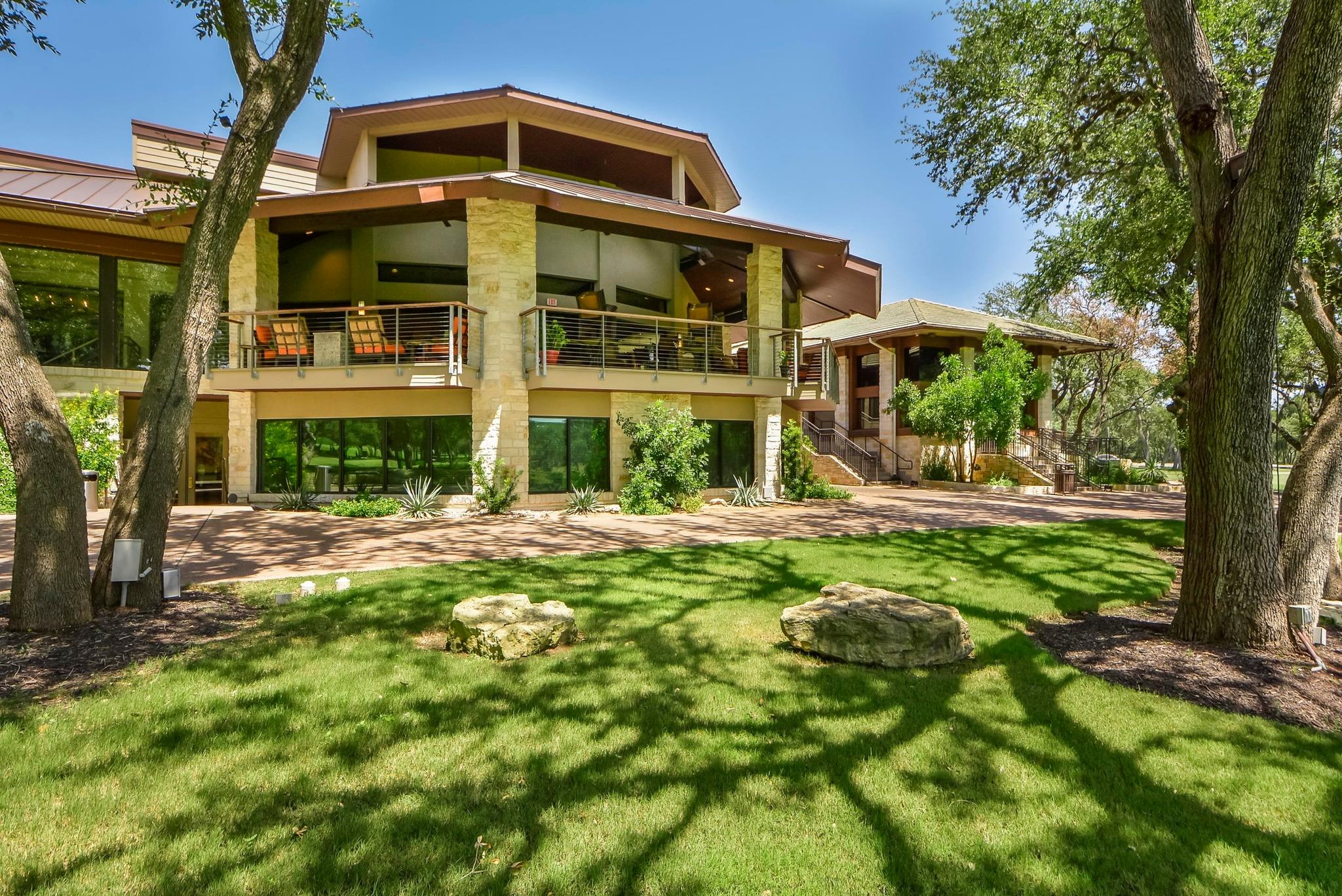 13 Autumn Oaks DR