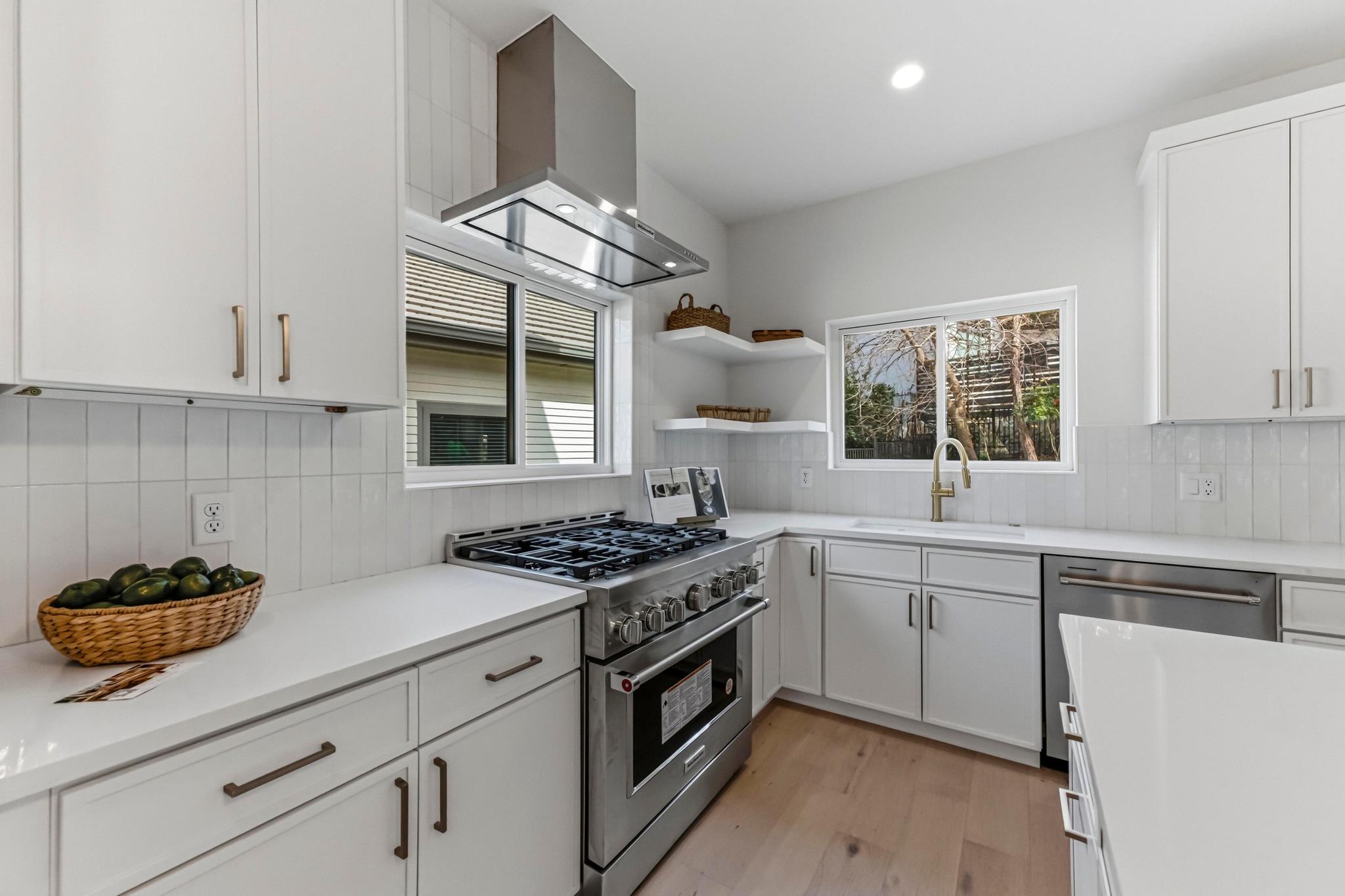 13 Autumn Oaks DR
