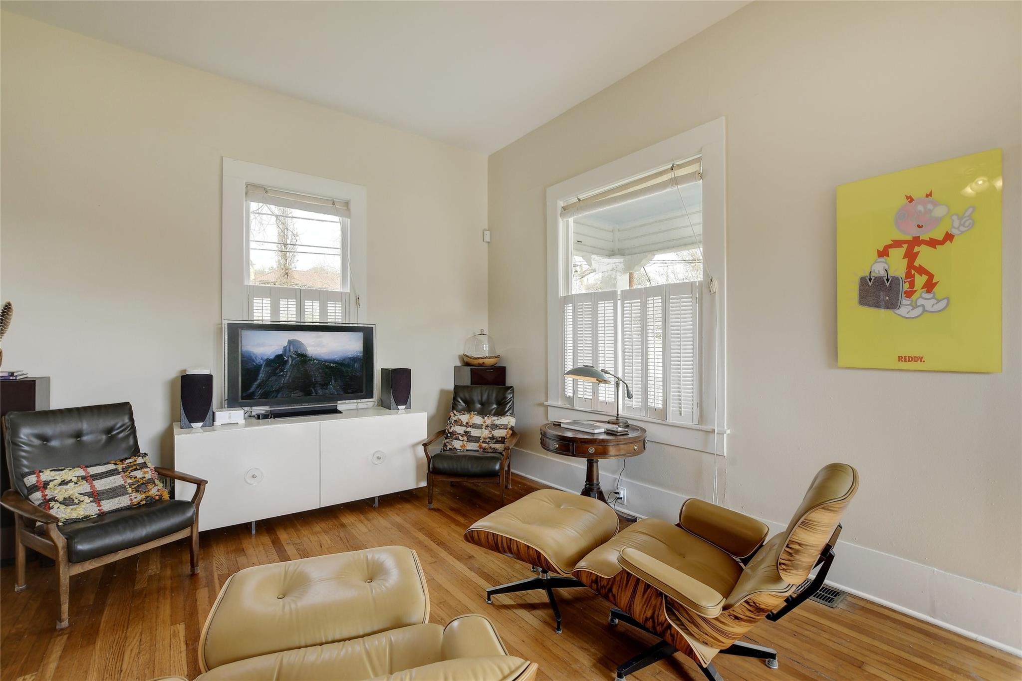 221 N Johnson Ave