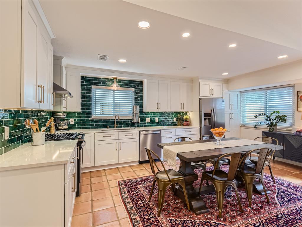 3700 Harpers Ferry LN