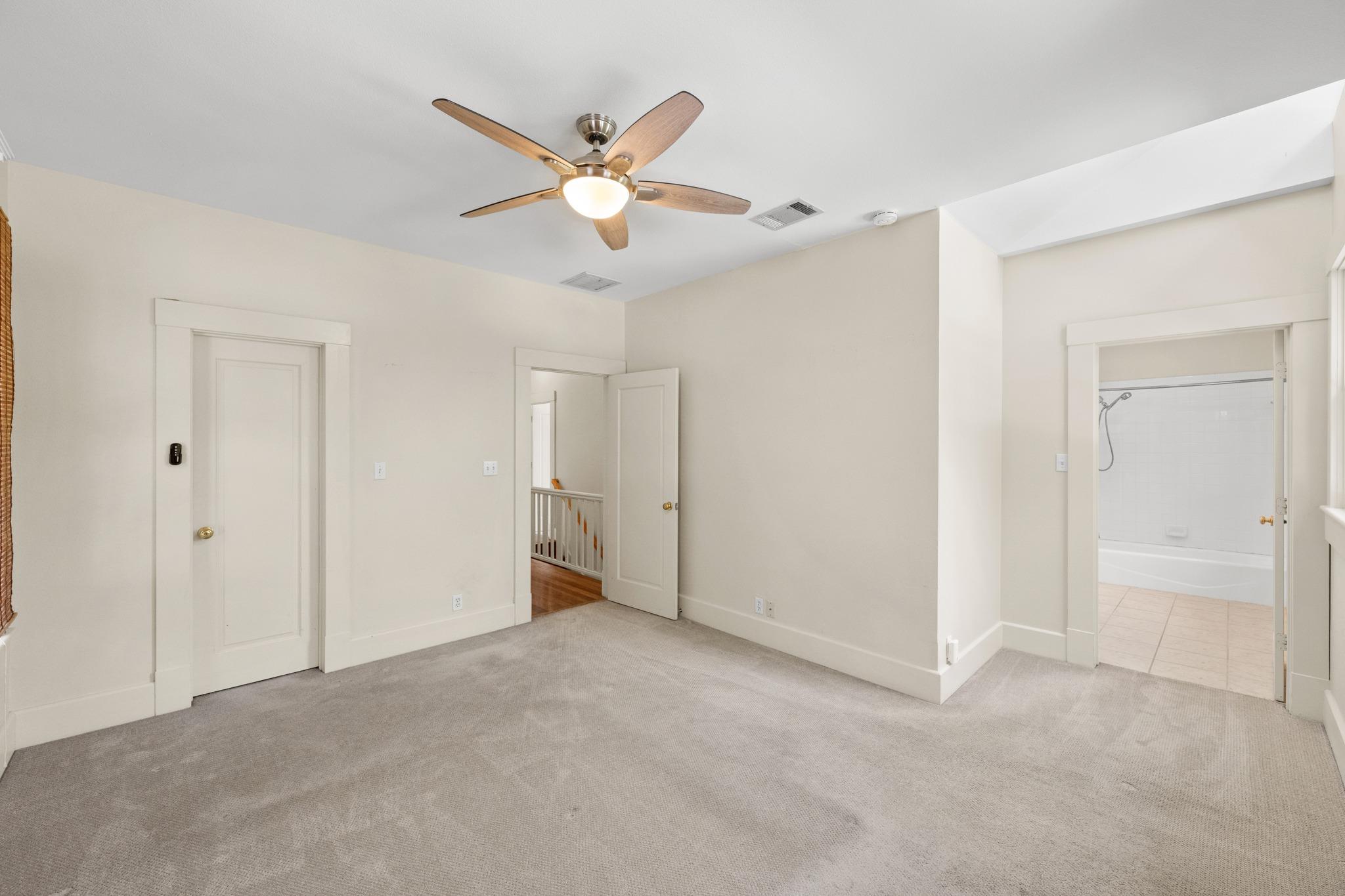 1309 W 10th ST