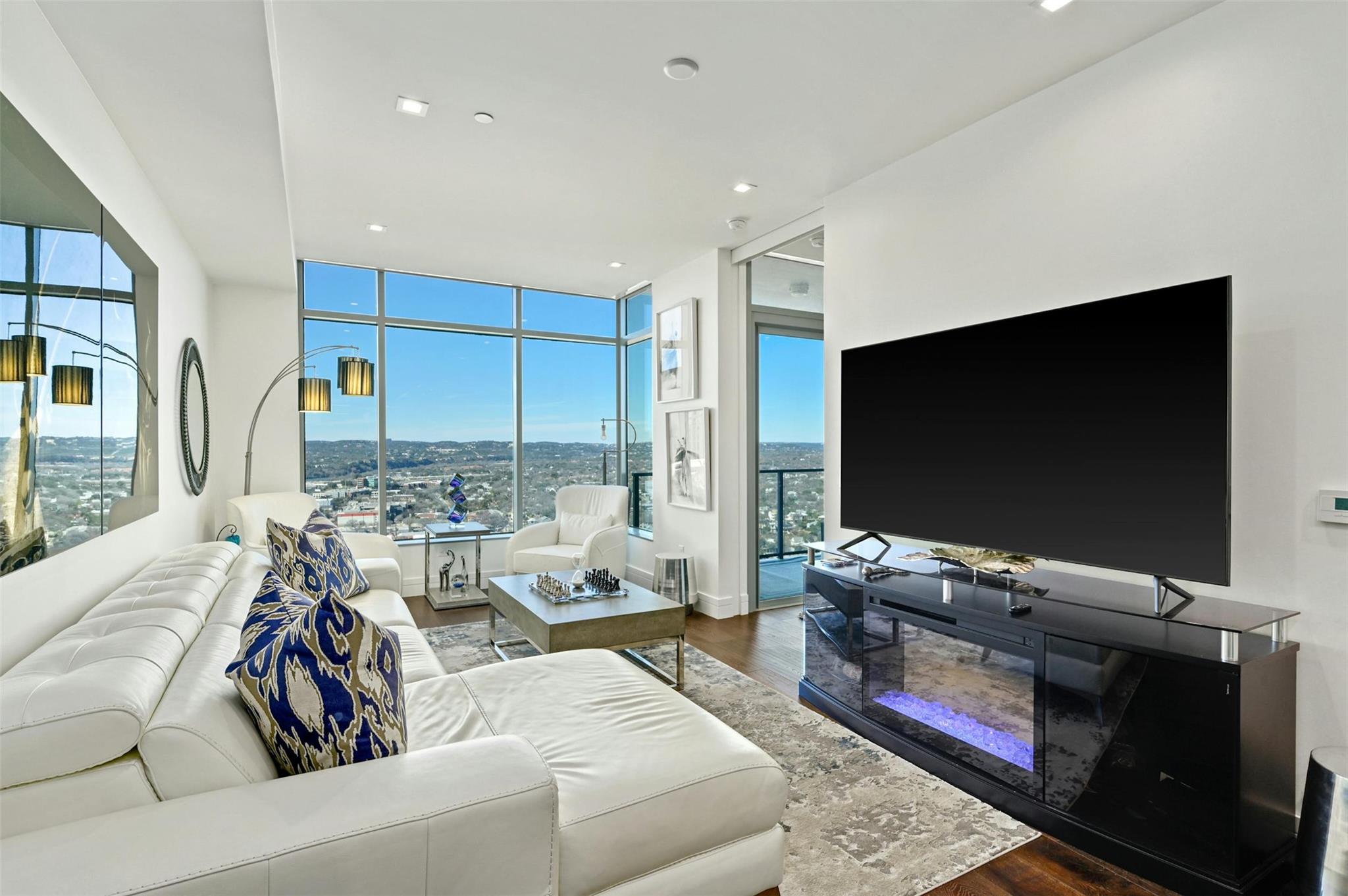 501 West Ave # 3202