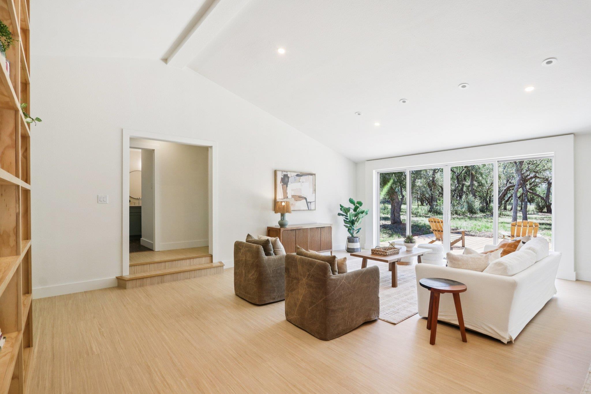 1111 N Canyonwood DR