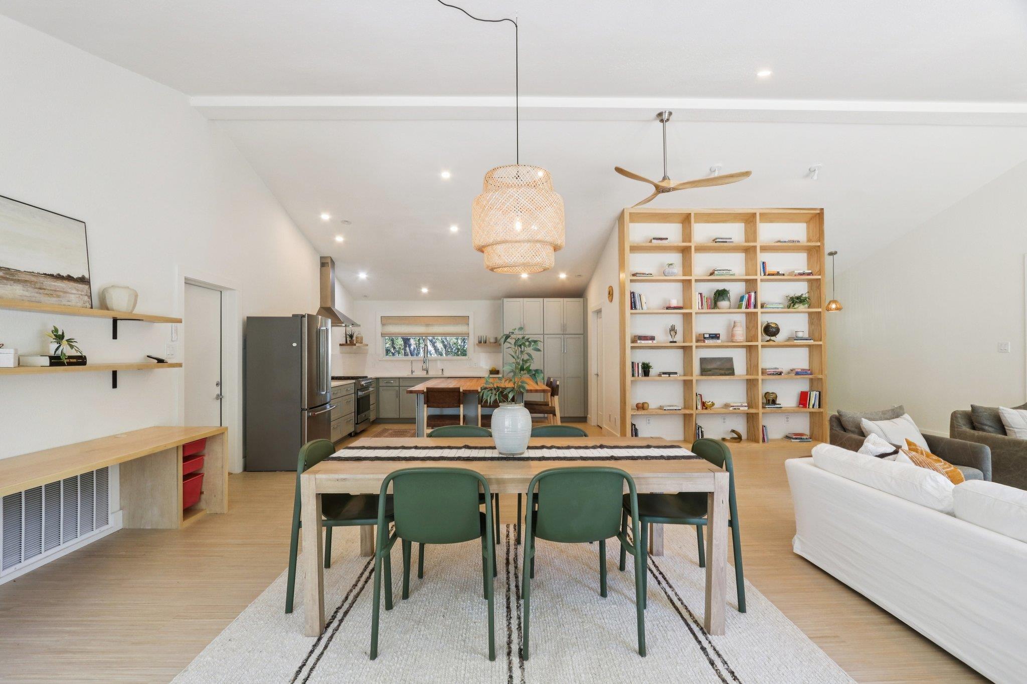 1111 N Canyonwood DR