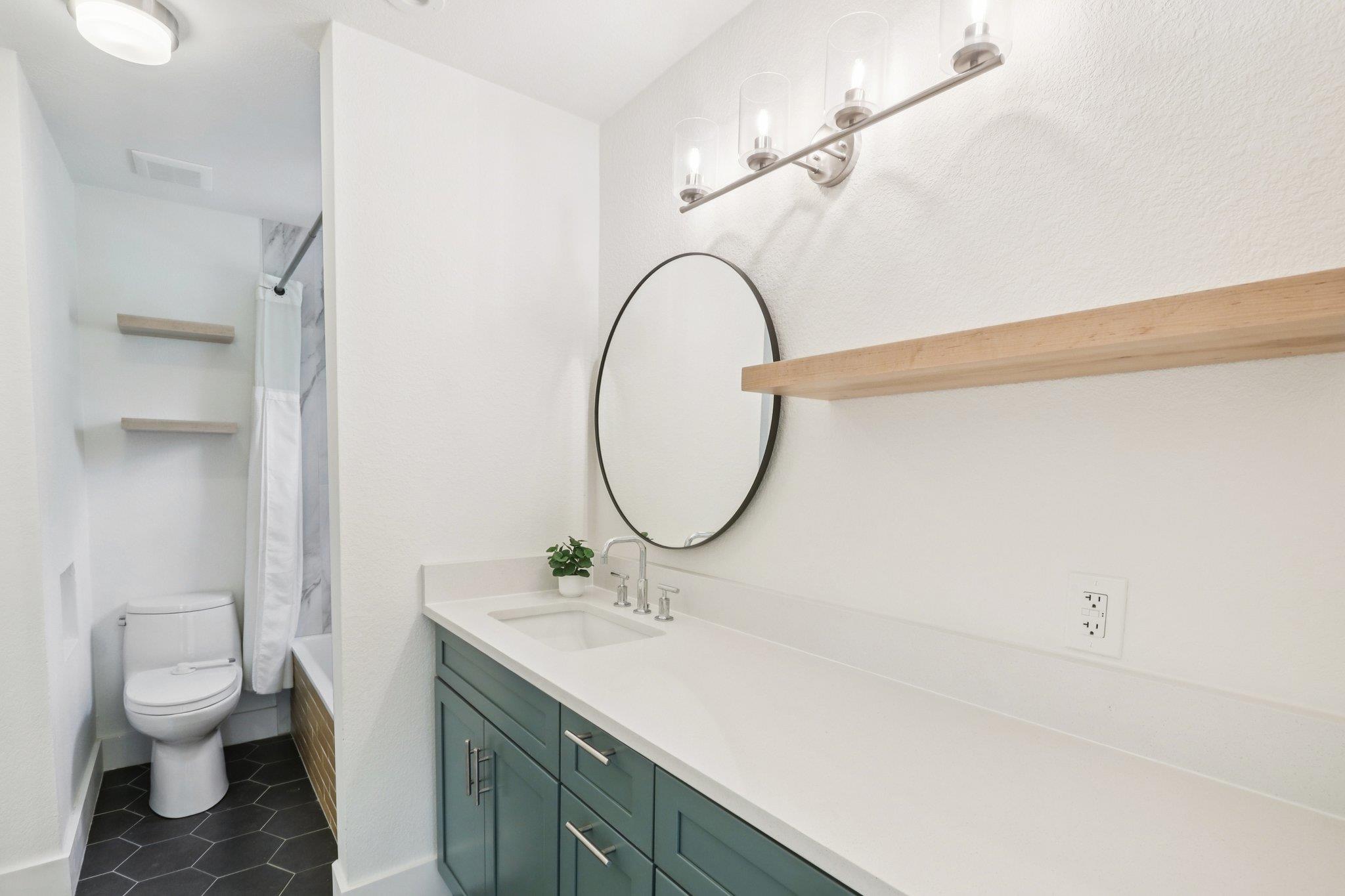 1111 N Canyonwood DR