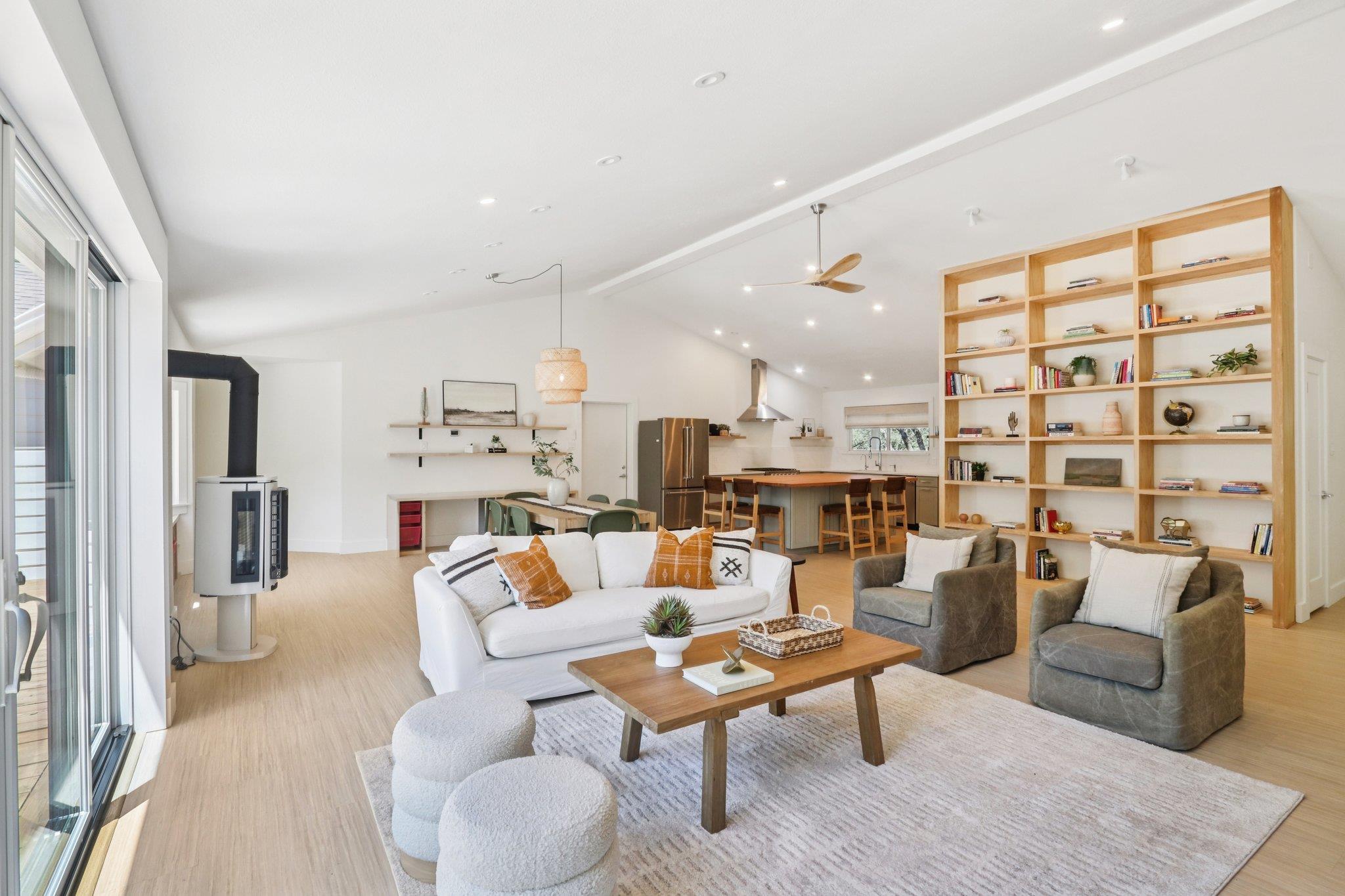 1111 N Canyonwood DR