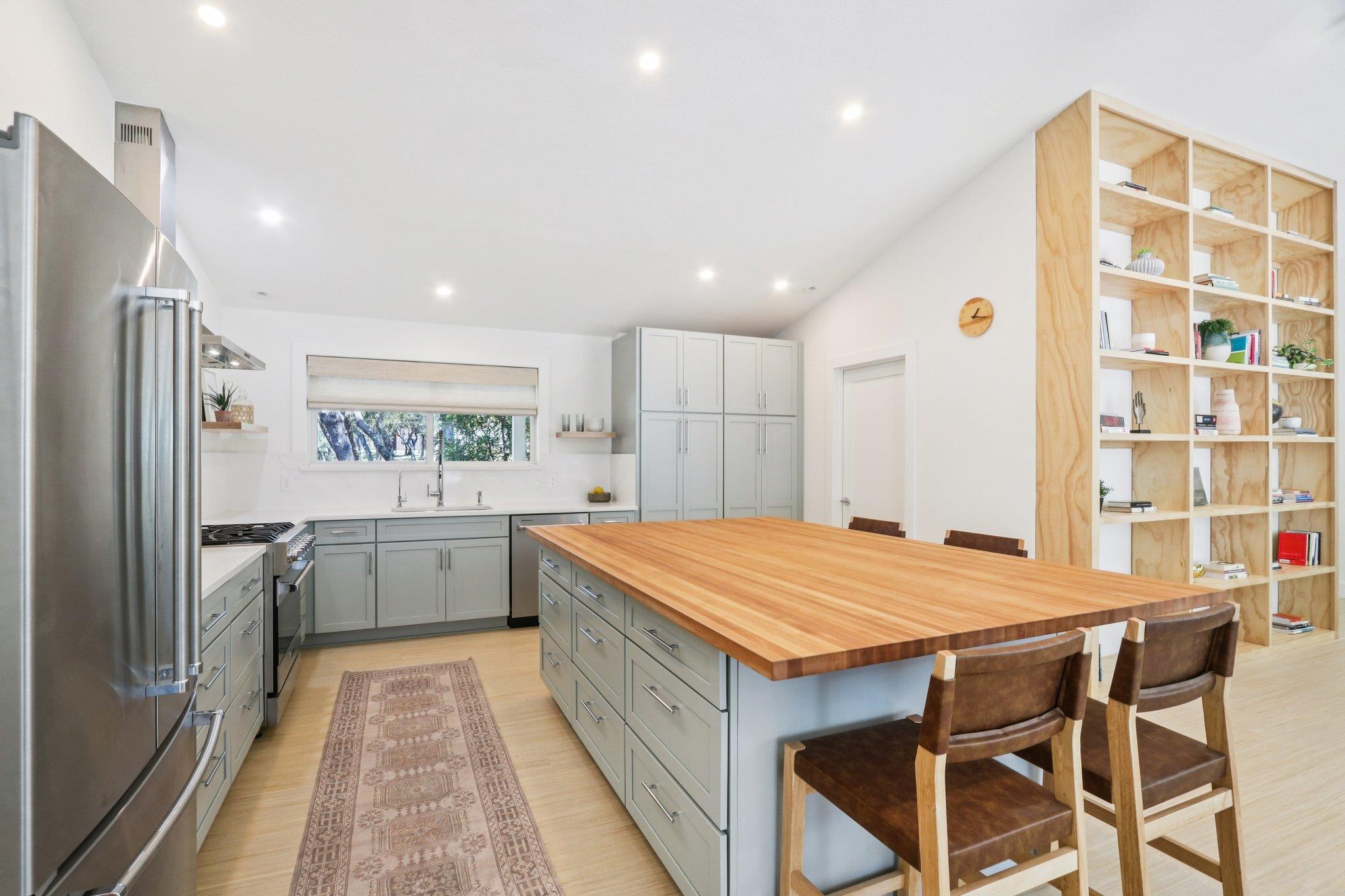 1111 N Canyonwood DR