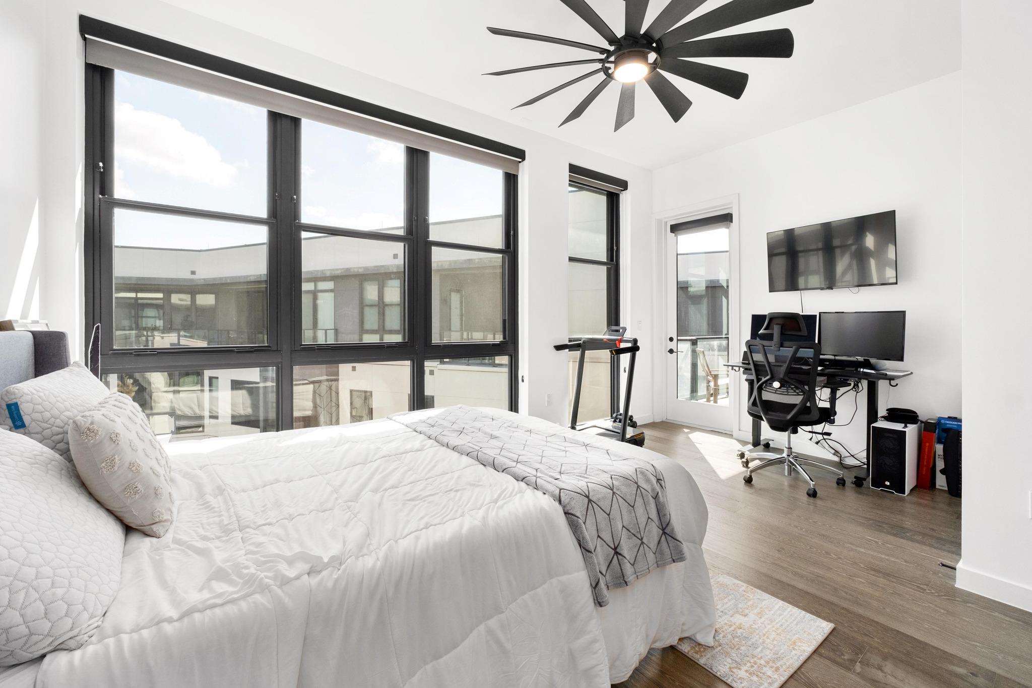 800 Embassy DR # 609