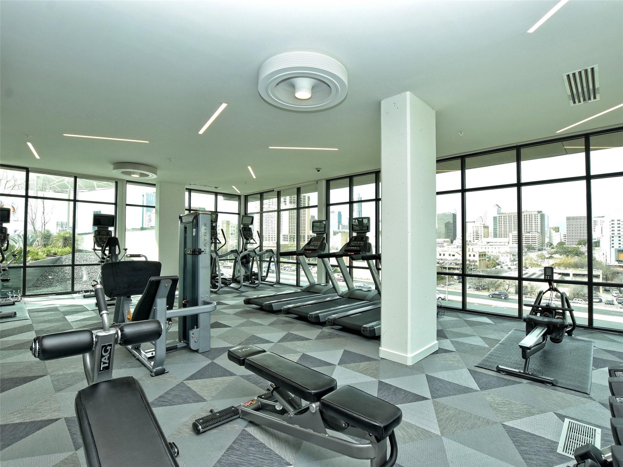 800 Embassy DR # 609