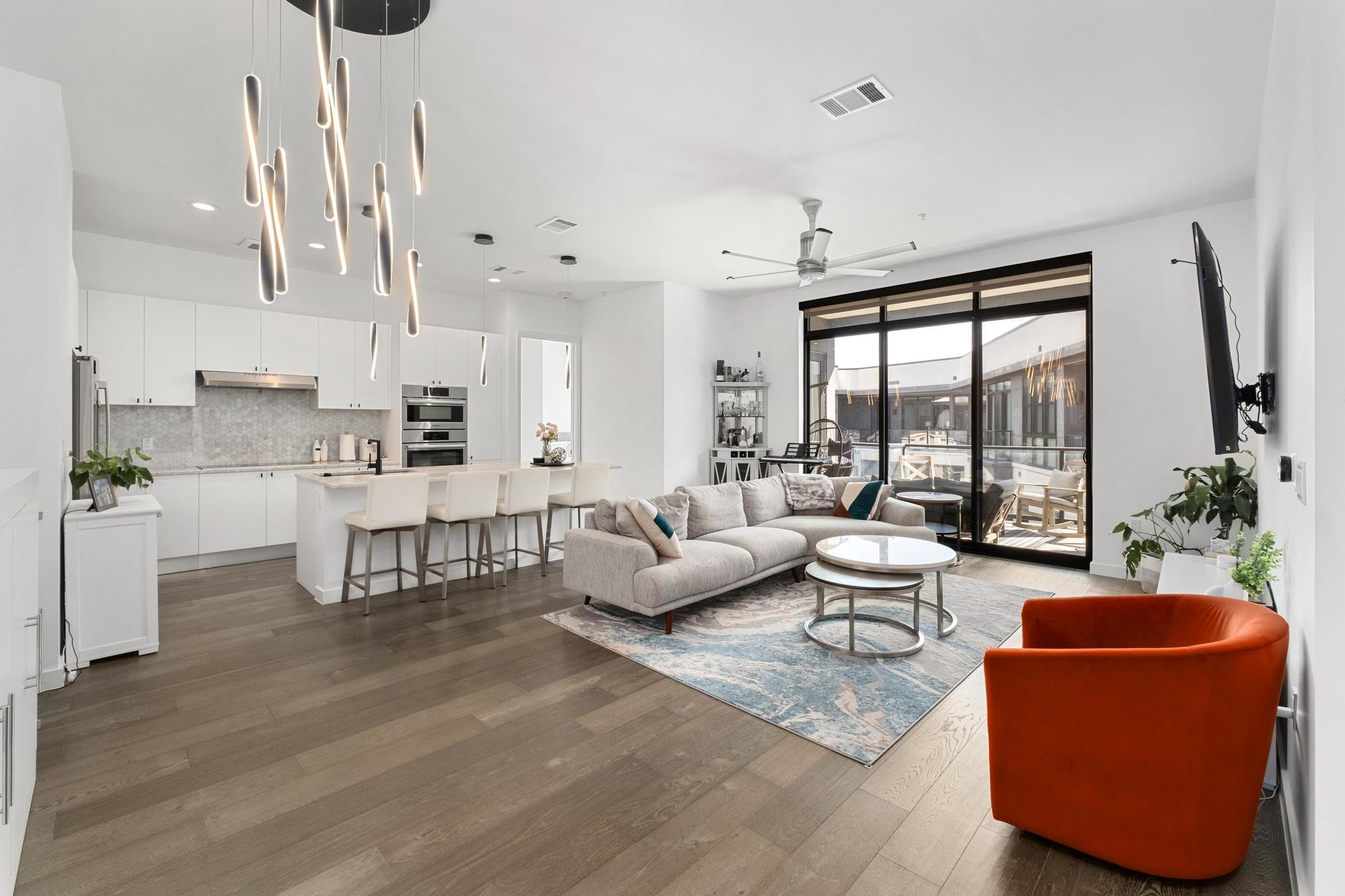 800 Embassy DR # 609