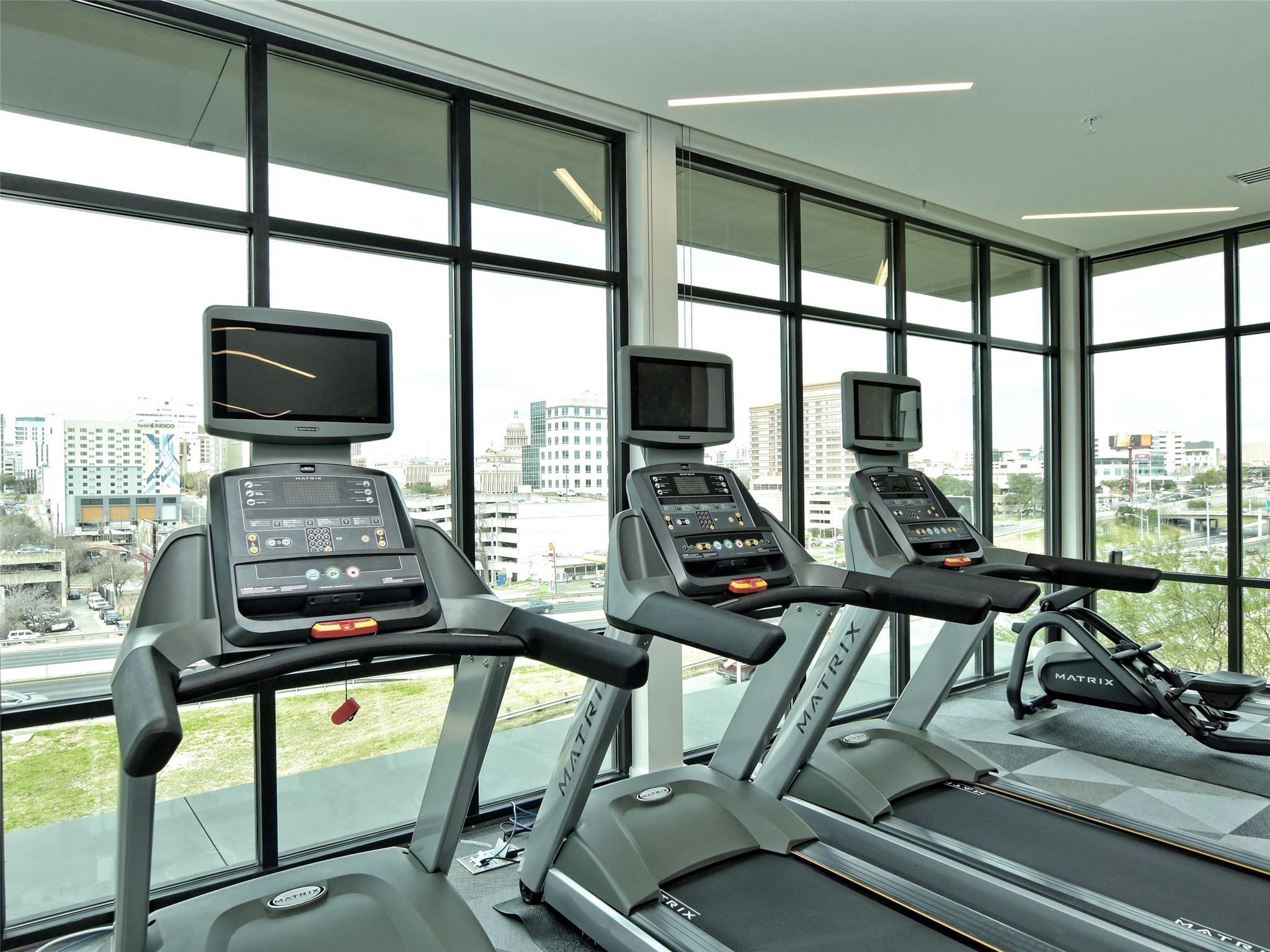 800 Embassy DR # 609