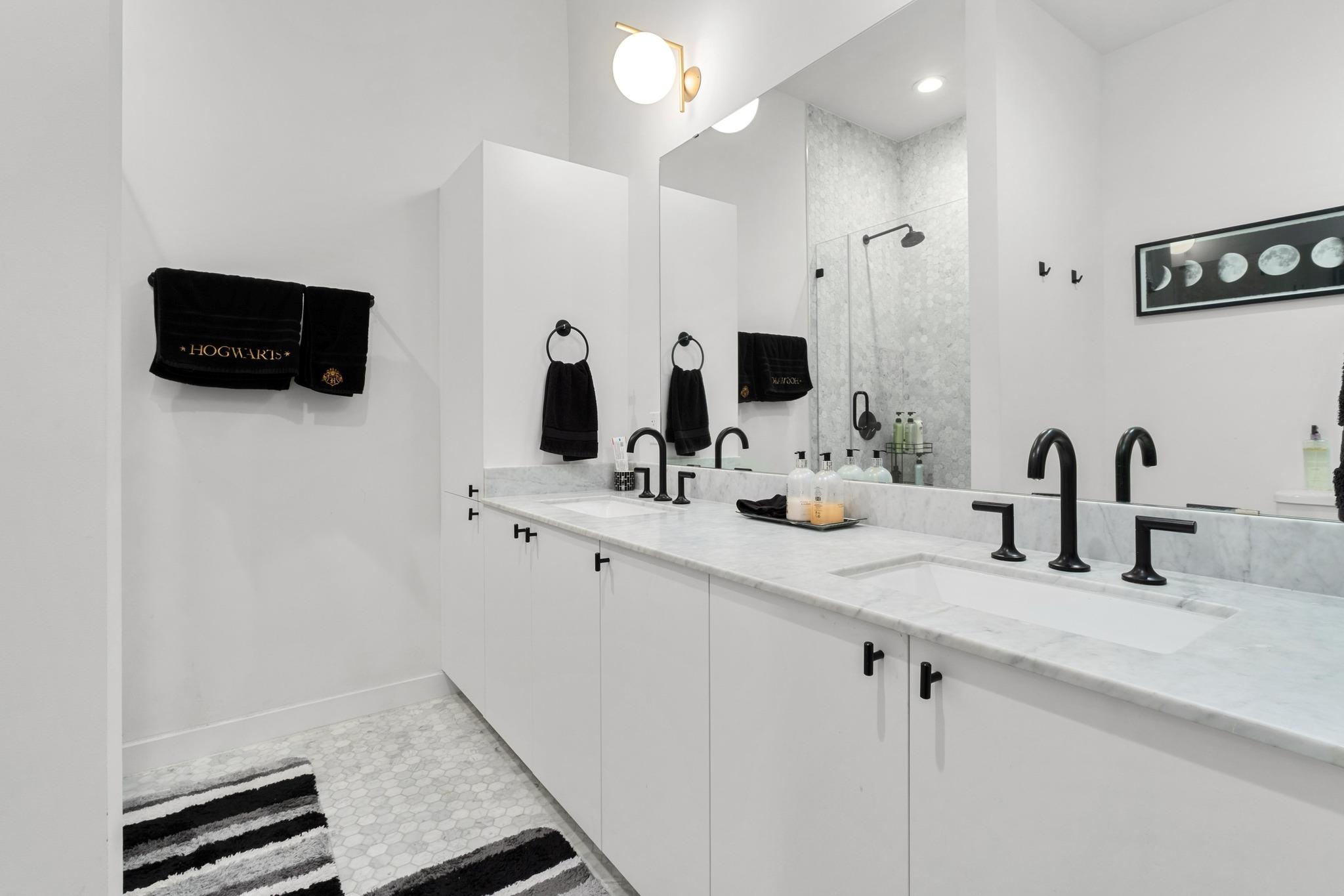 800 Embassy DR # 609