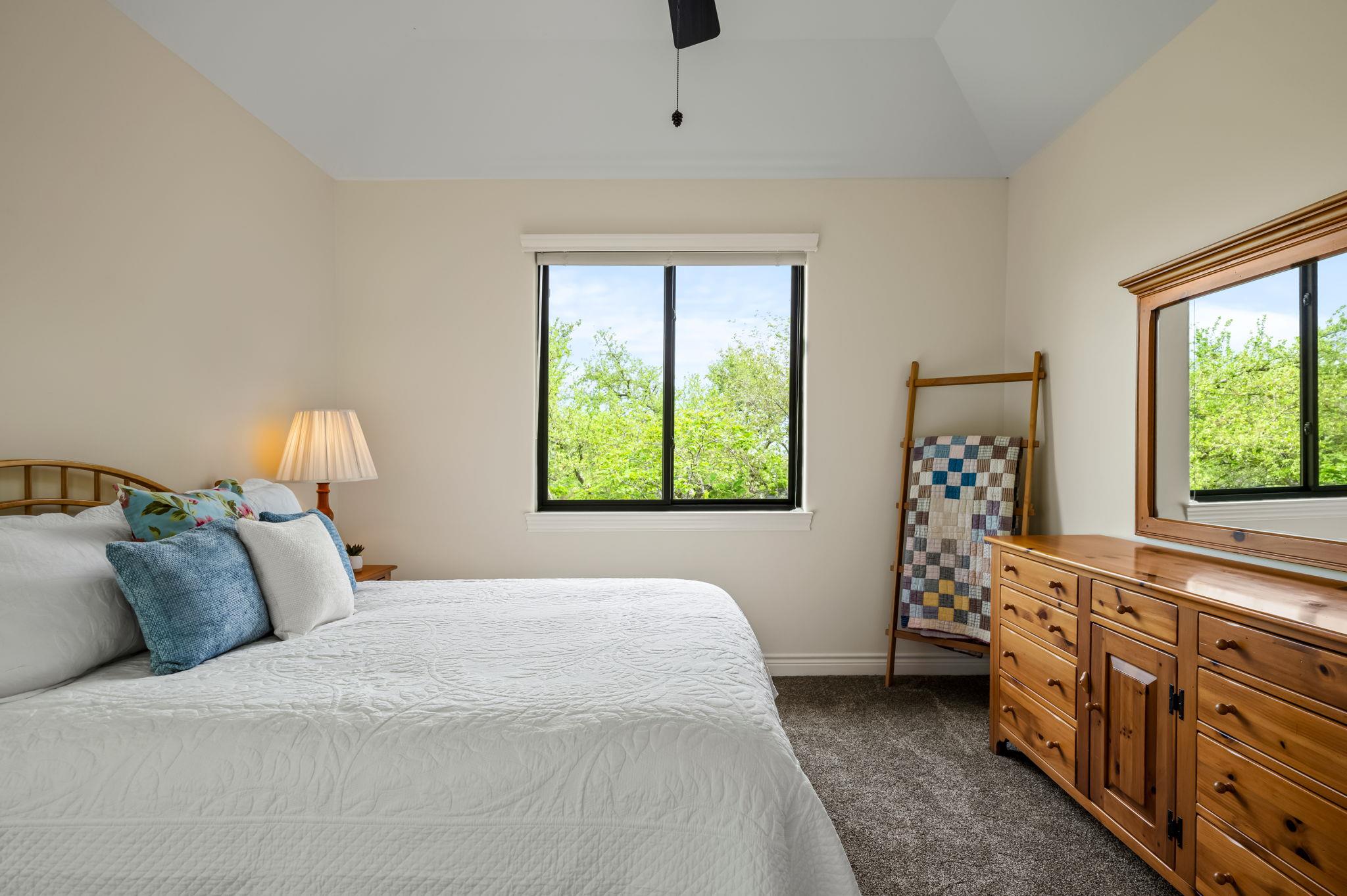 8815 Blazyk DR