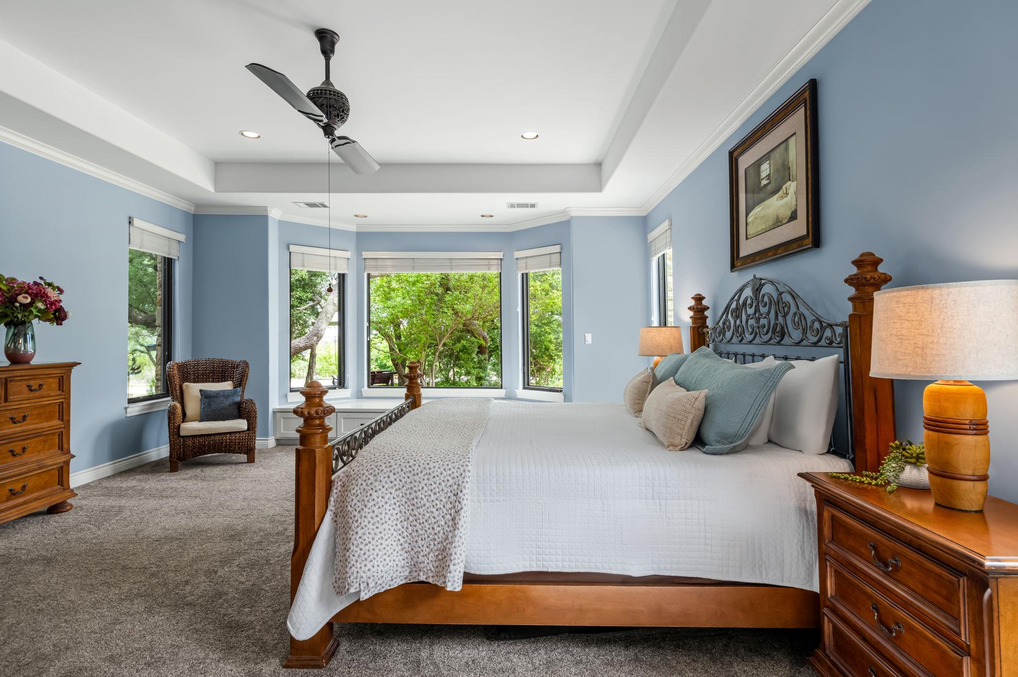 8815 Blazyk DR
