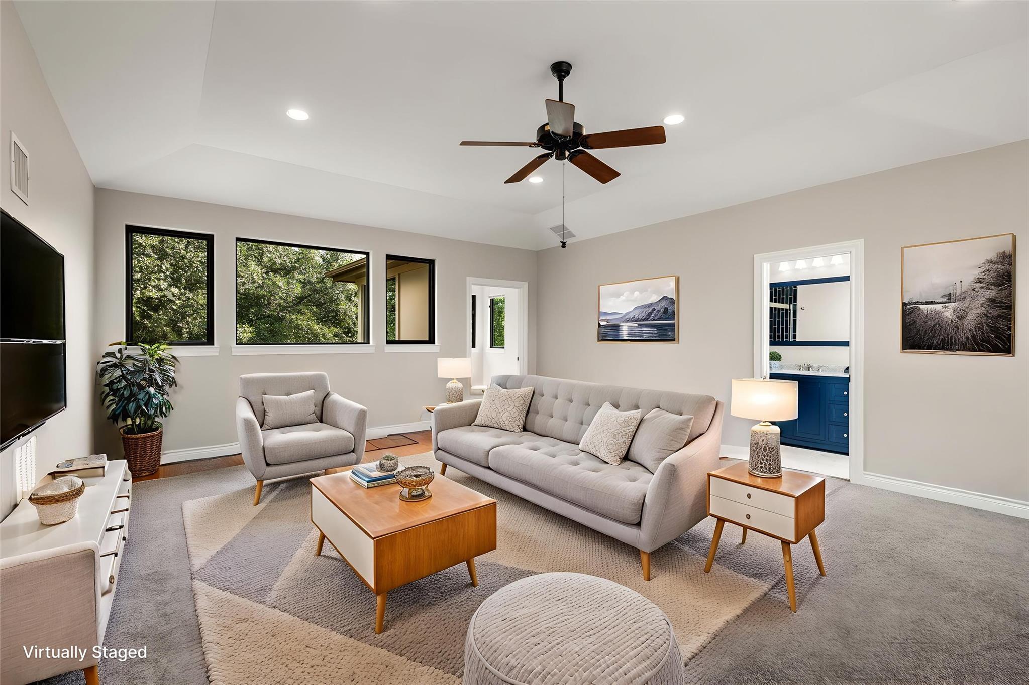 8815 Blazyk DR