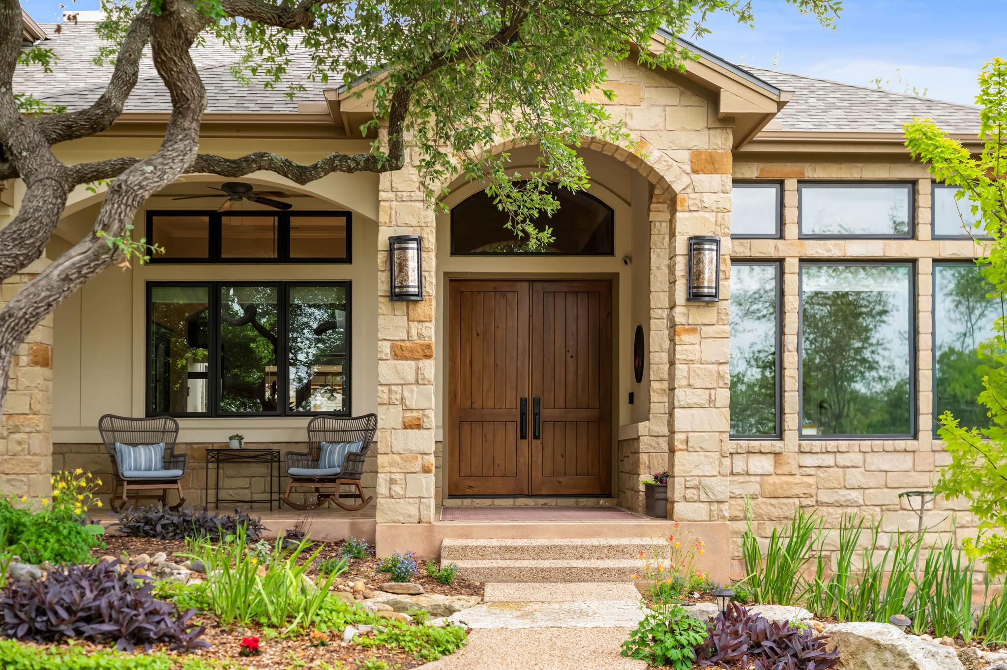 8815 Blazyk DR