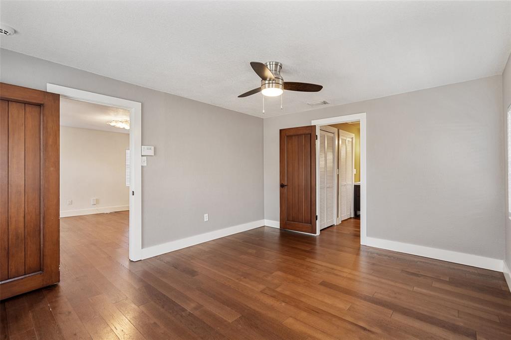 1137 Nickols Ave