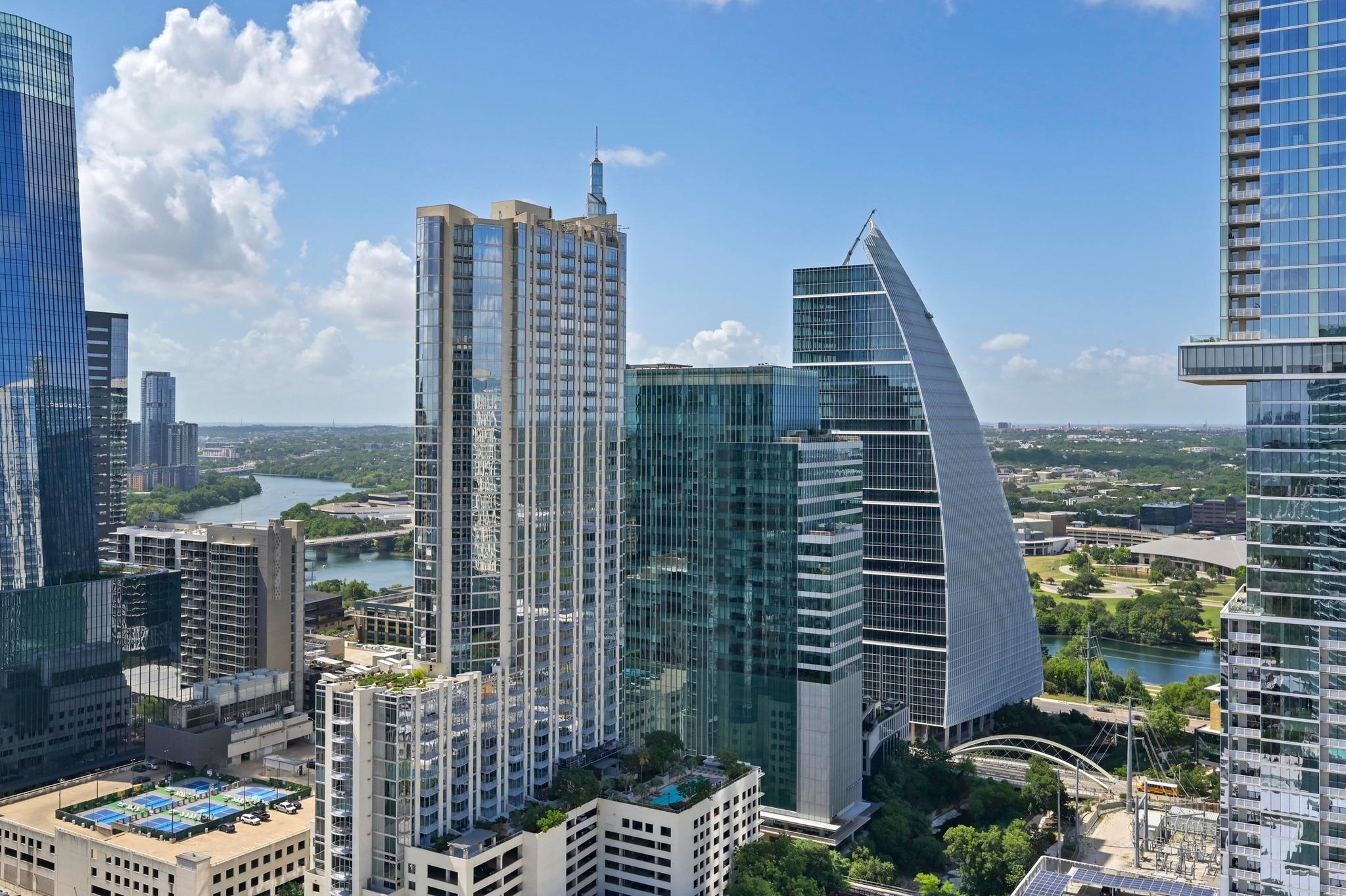 501 West Ave # 3201