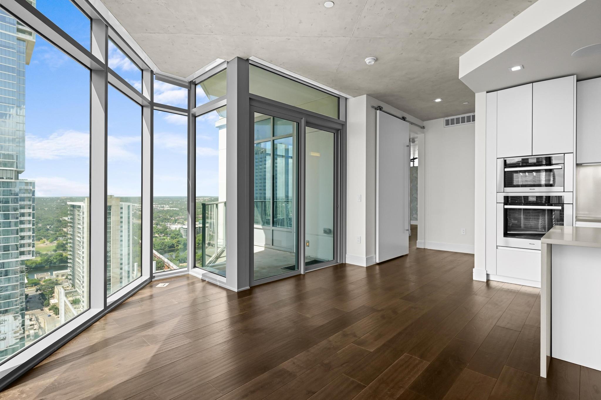 501 West Ave # 3201