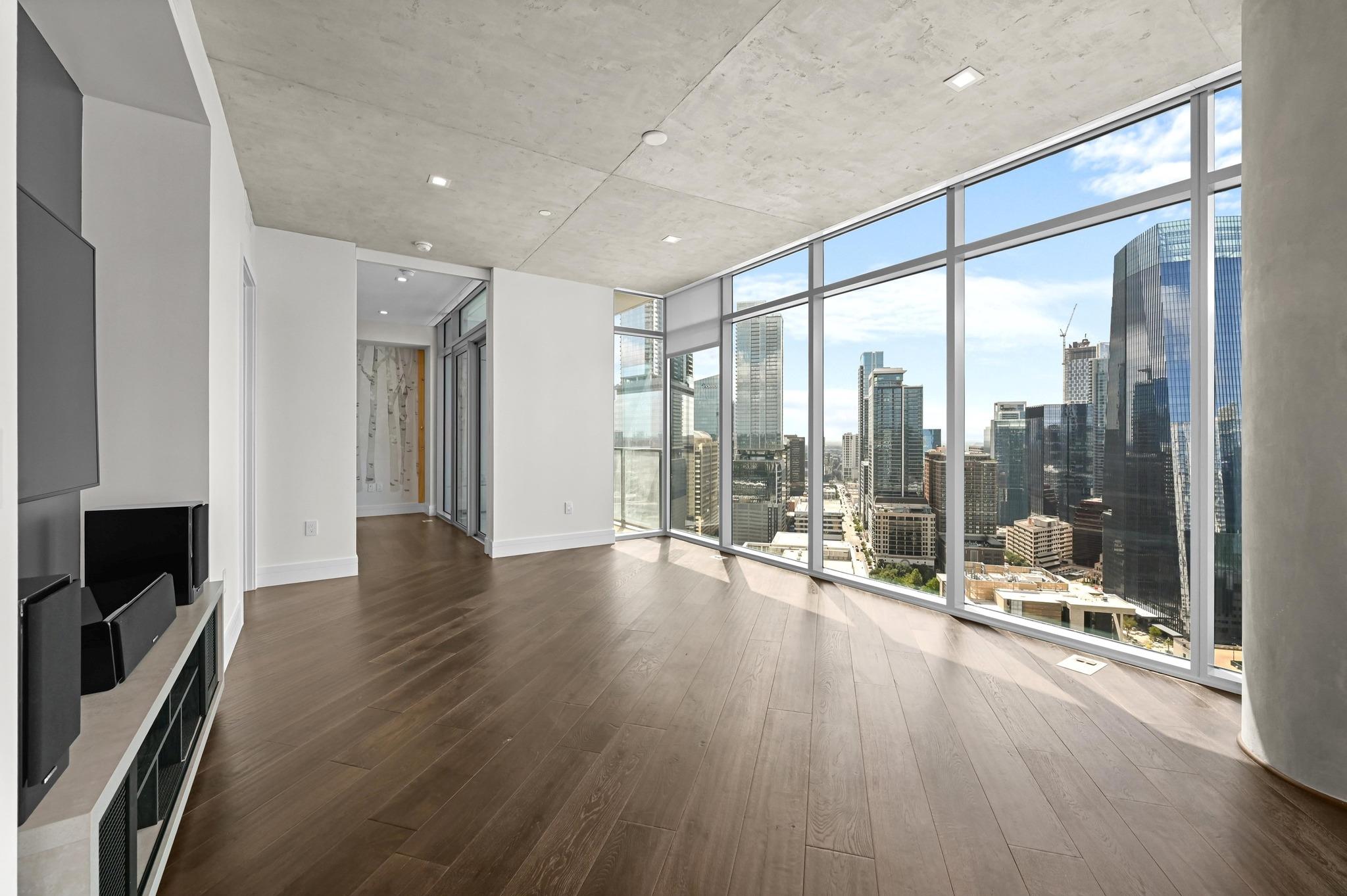 501 West Ave # 3201