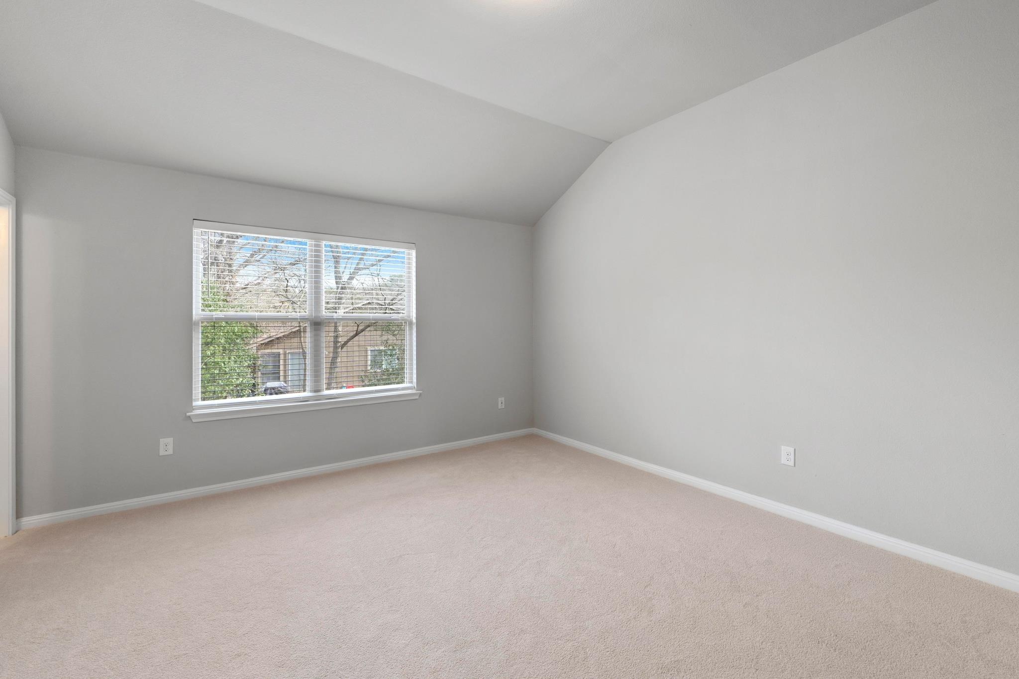 142 Thelonious DR