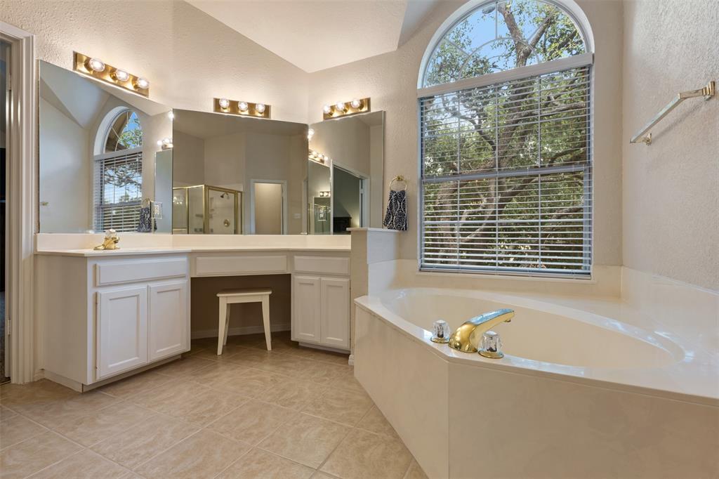 16203 White Creek CV