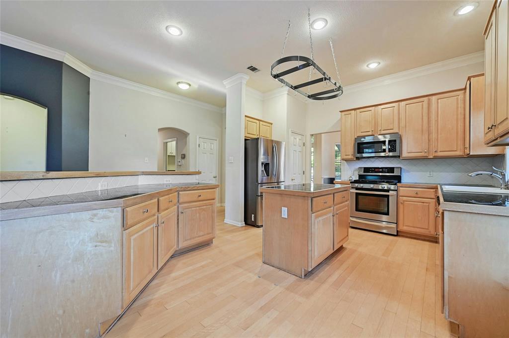 505 Westbrook DR