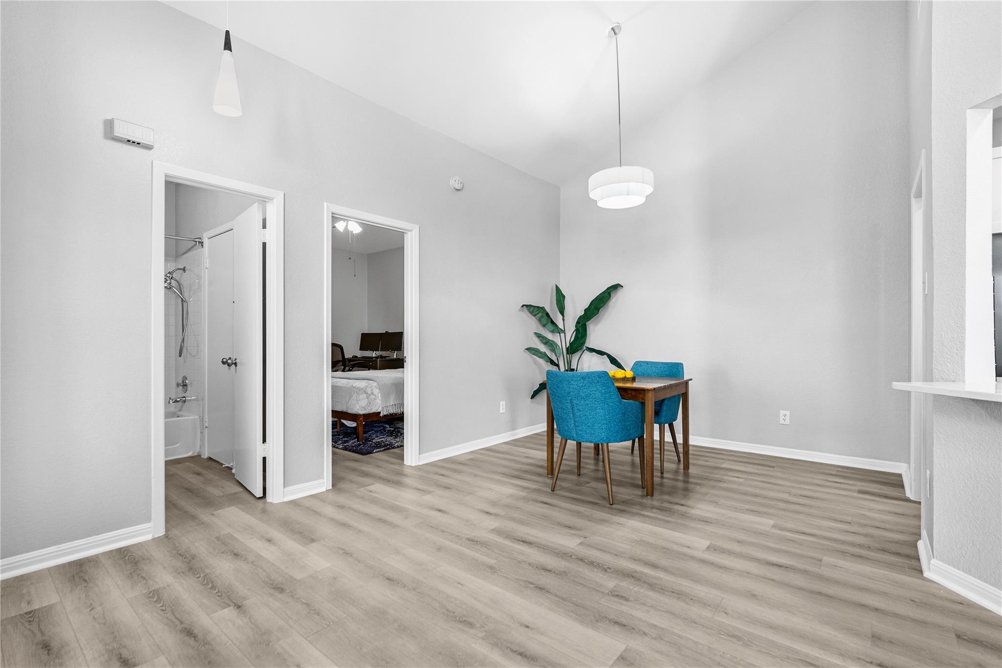 6501 Brush Country RD # 137