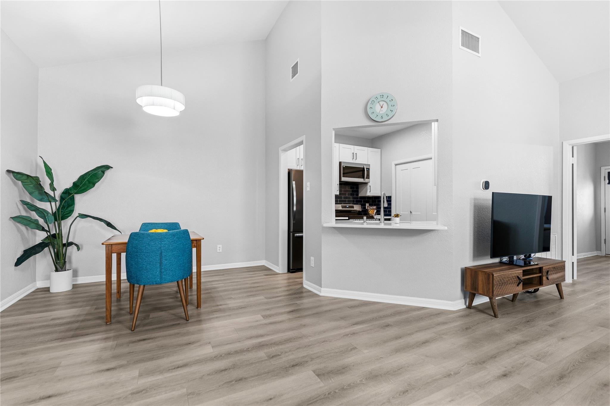 6501 Brush Country RD # 137