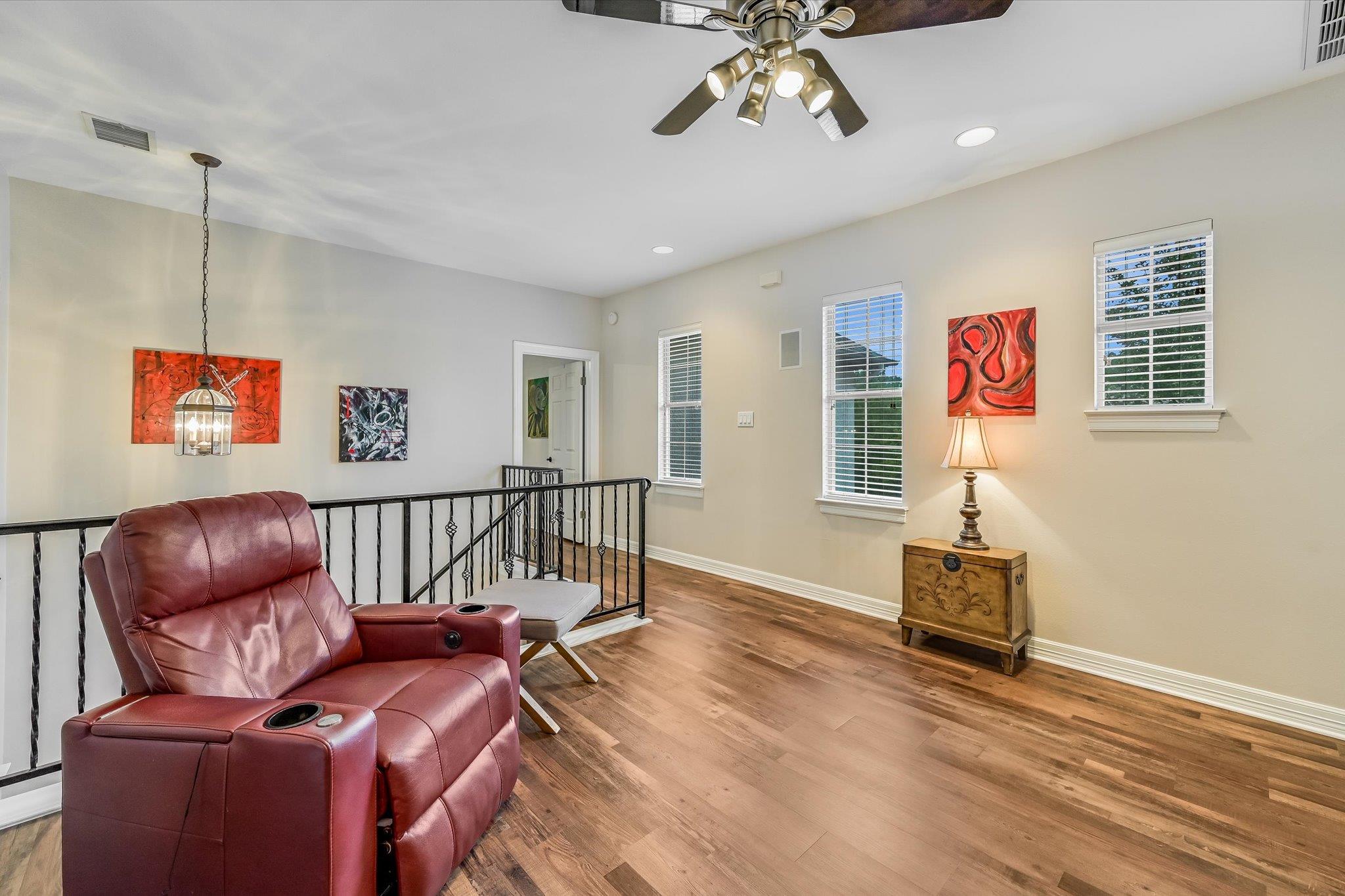 3816 Gaines CT