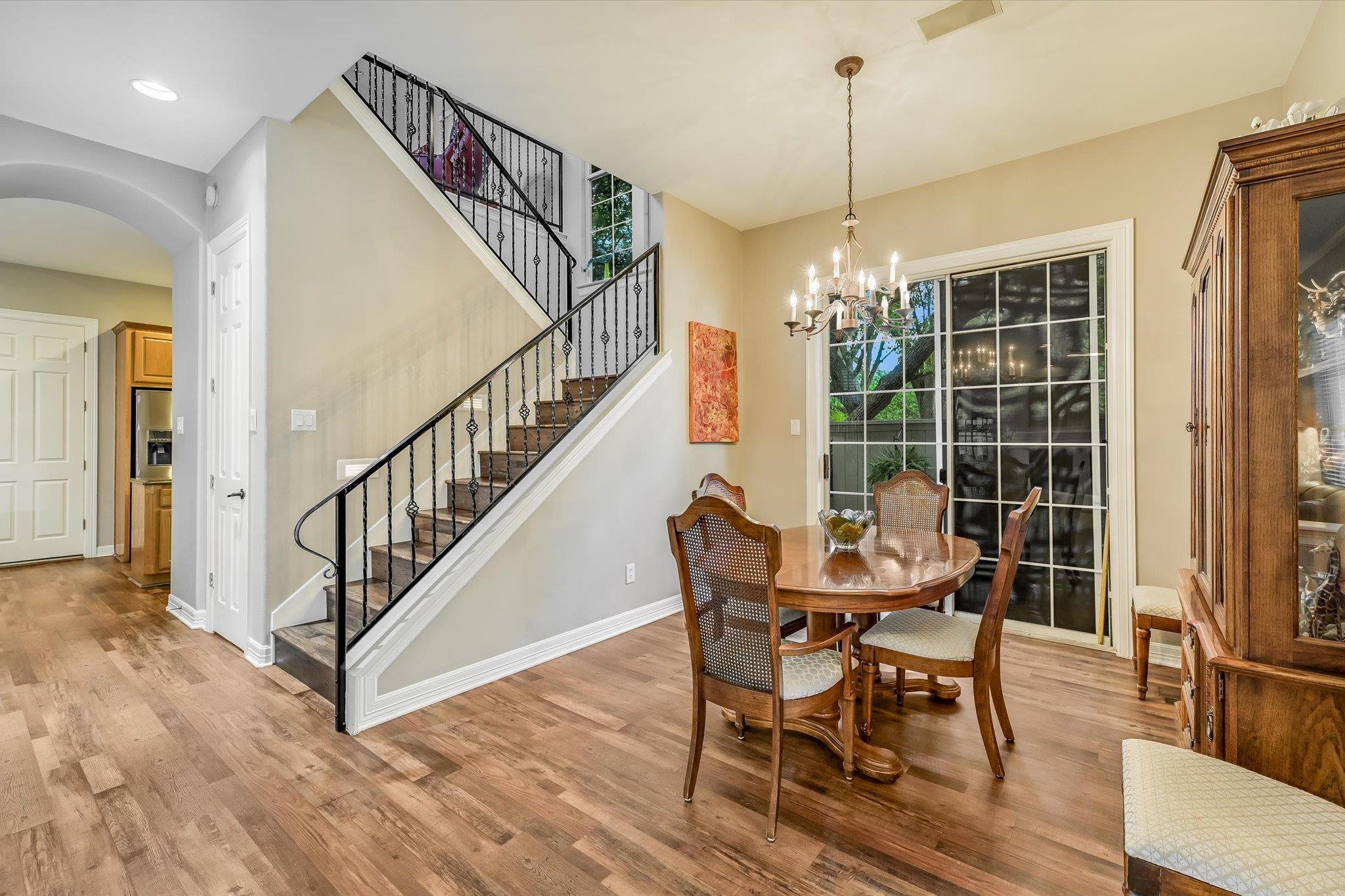 3816 Gaines CT